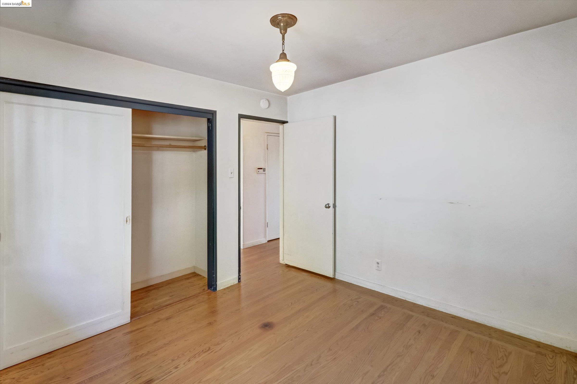 1951 San Antonio Ave