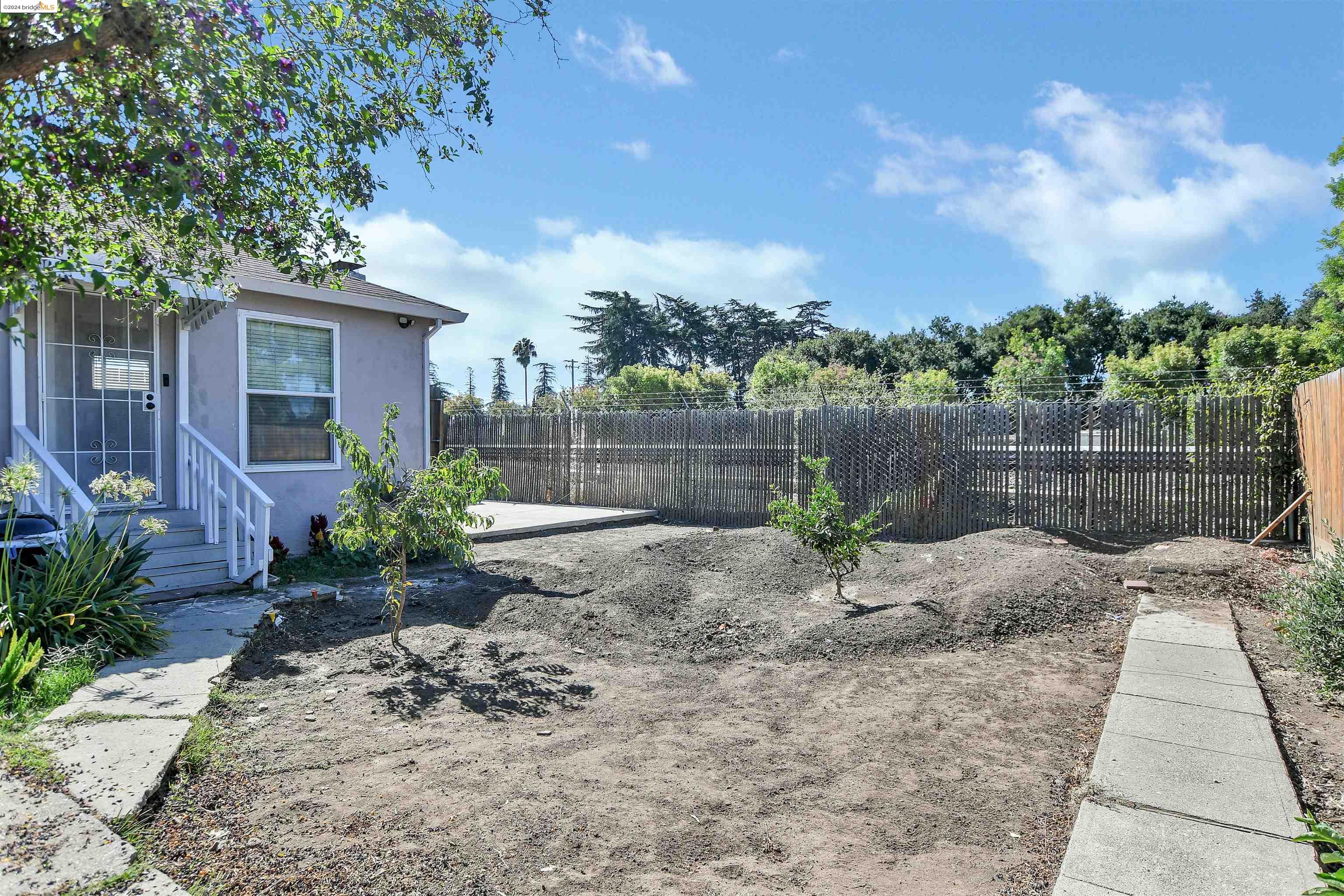26617 Luvena Dr