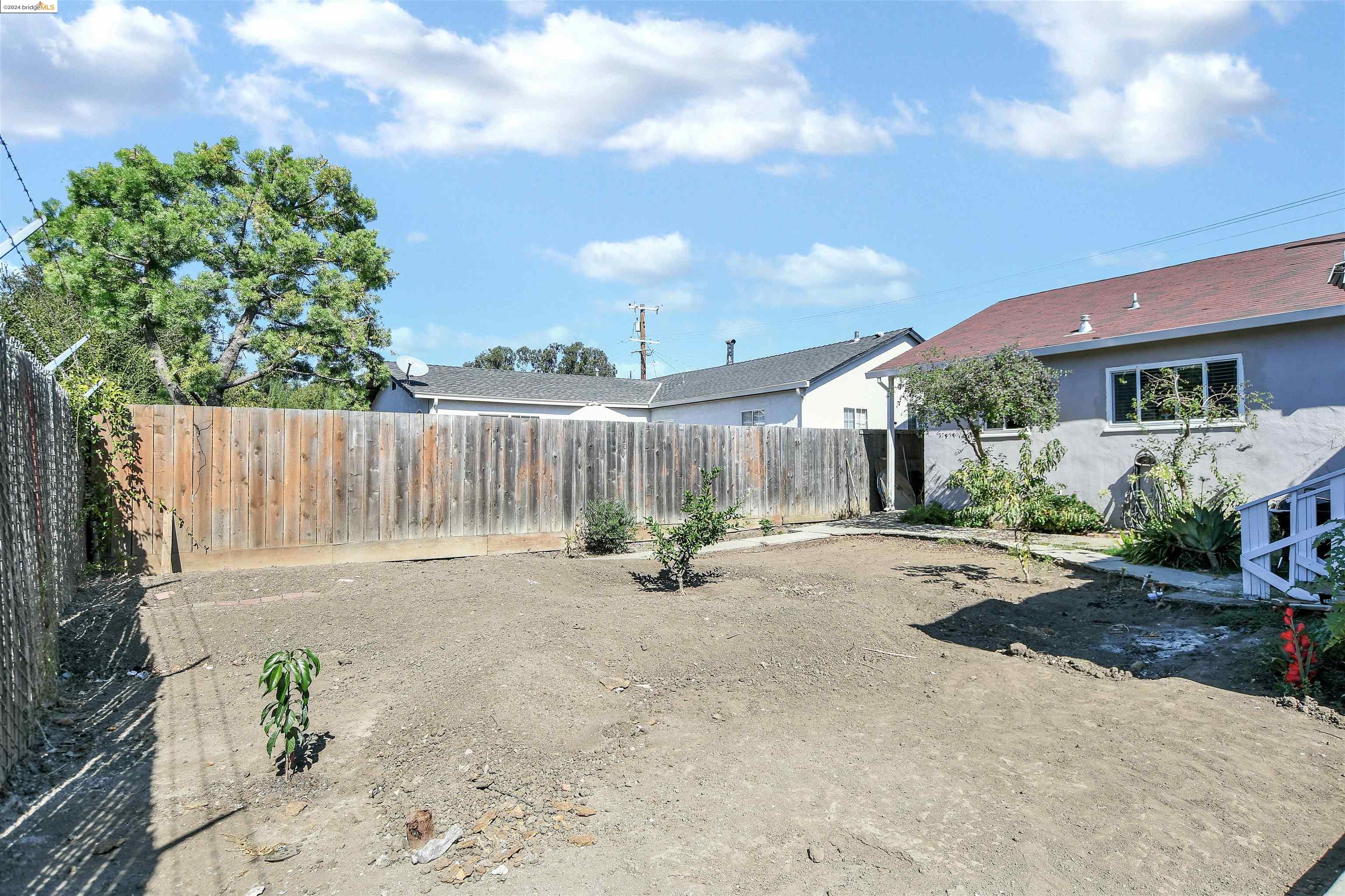 26617 Luvena Dr