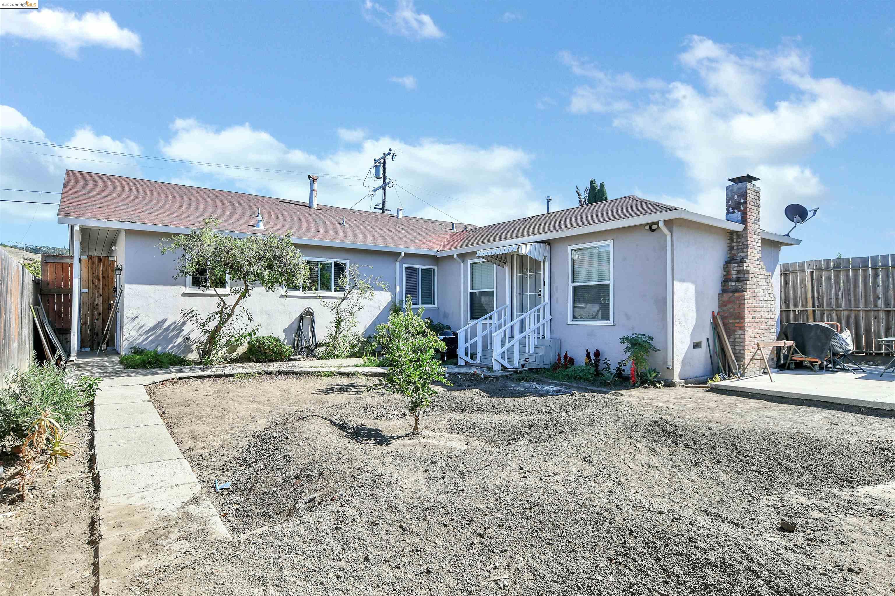 26617 Luvena Dr