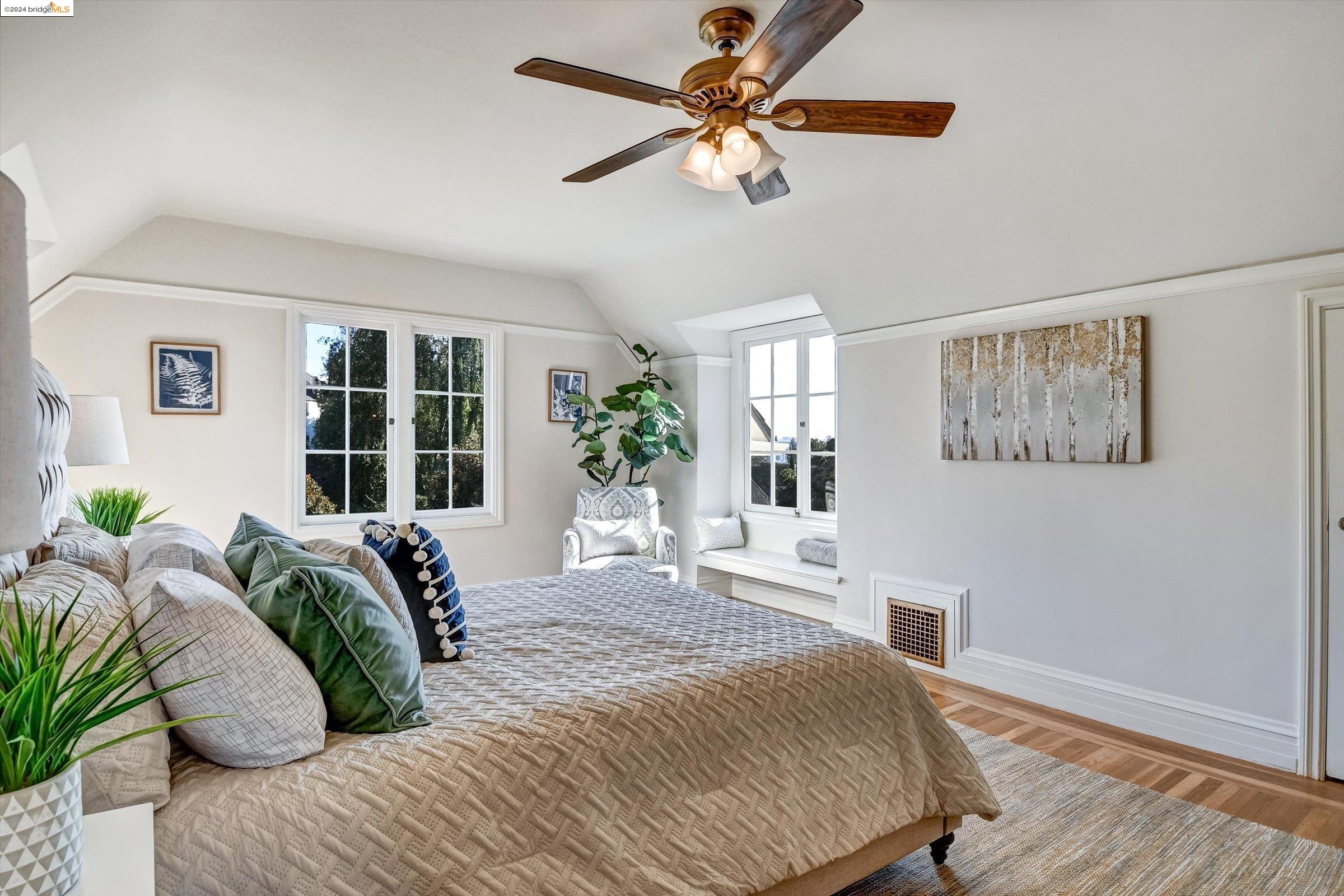 1006 Sunnyhills Rd