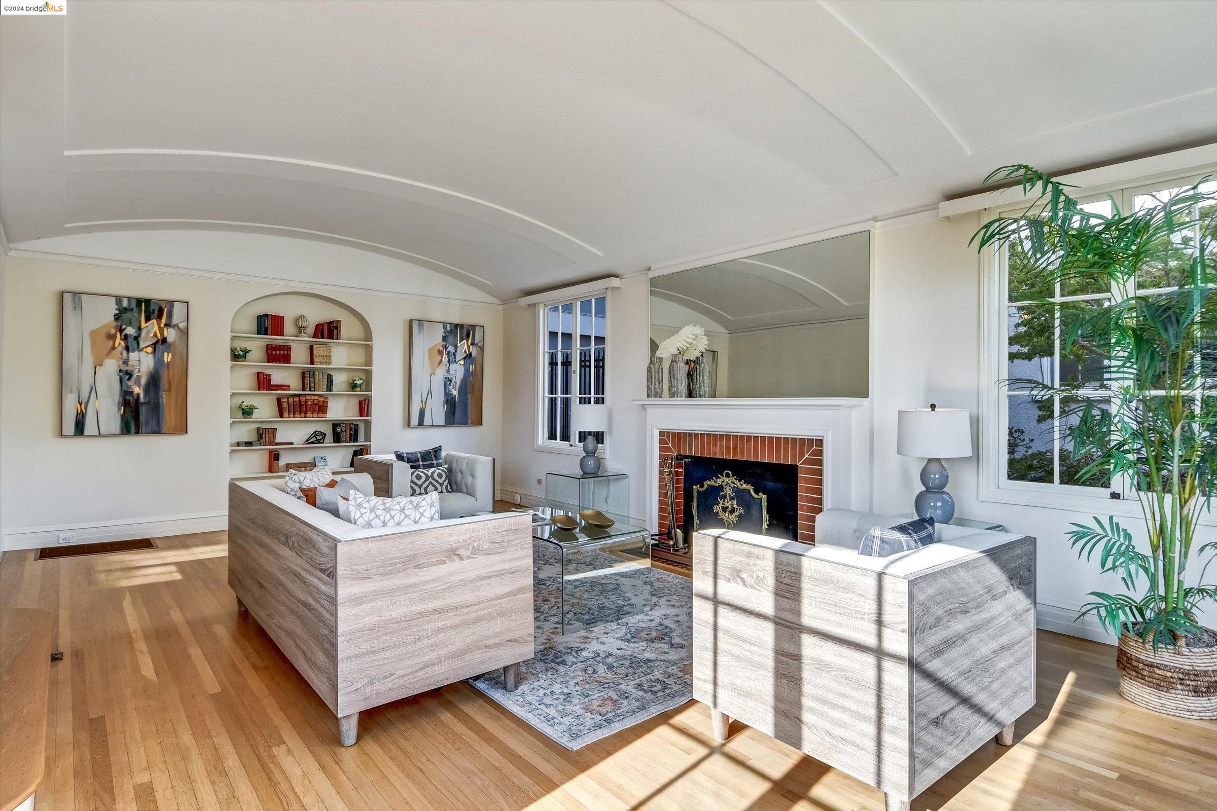 1006 Sunnyhills Rd