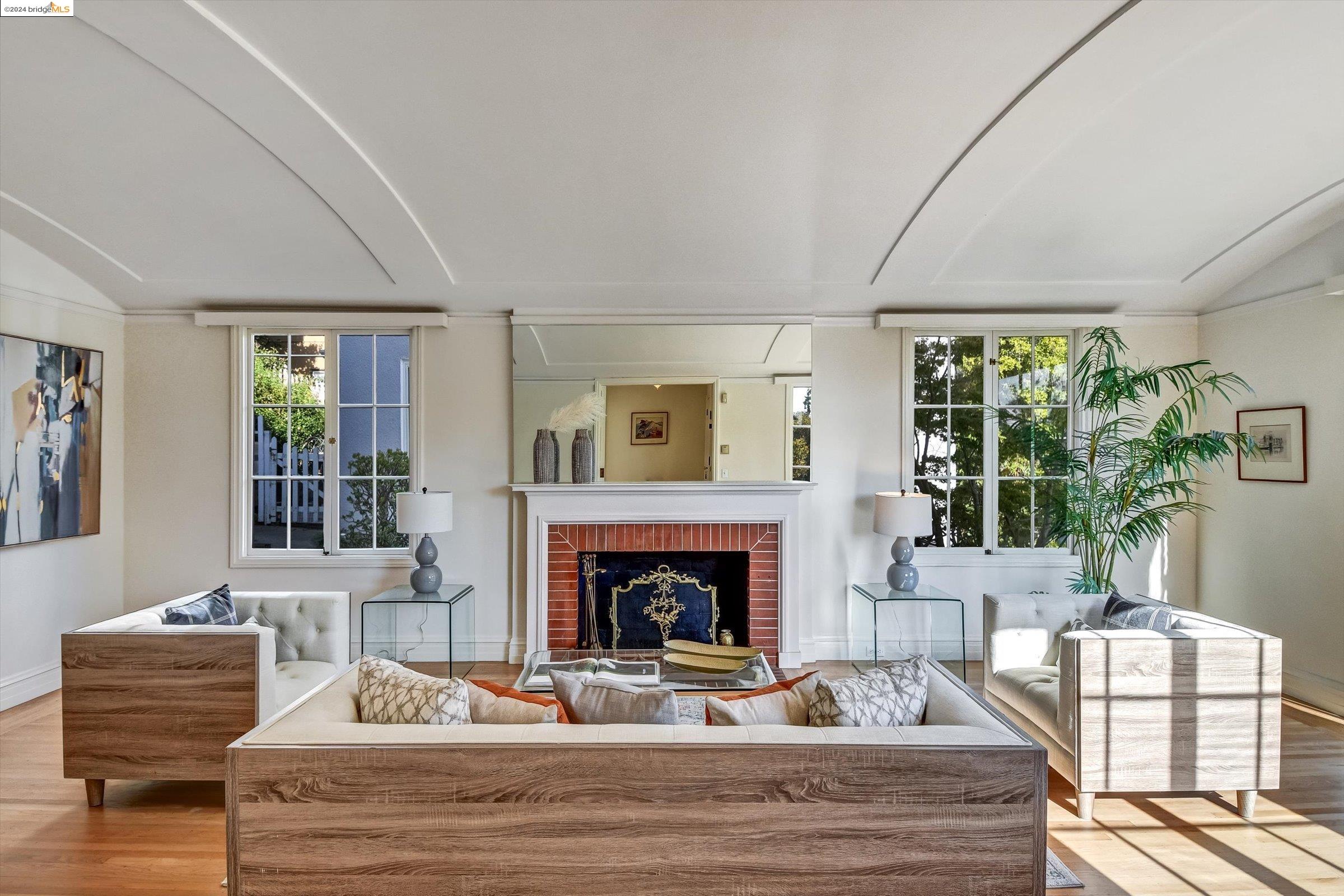 1006 Sunnyhills Rd