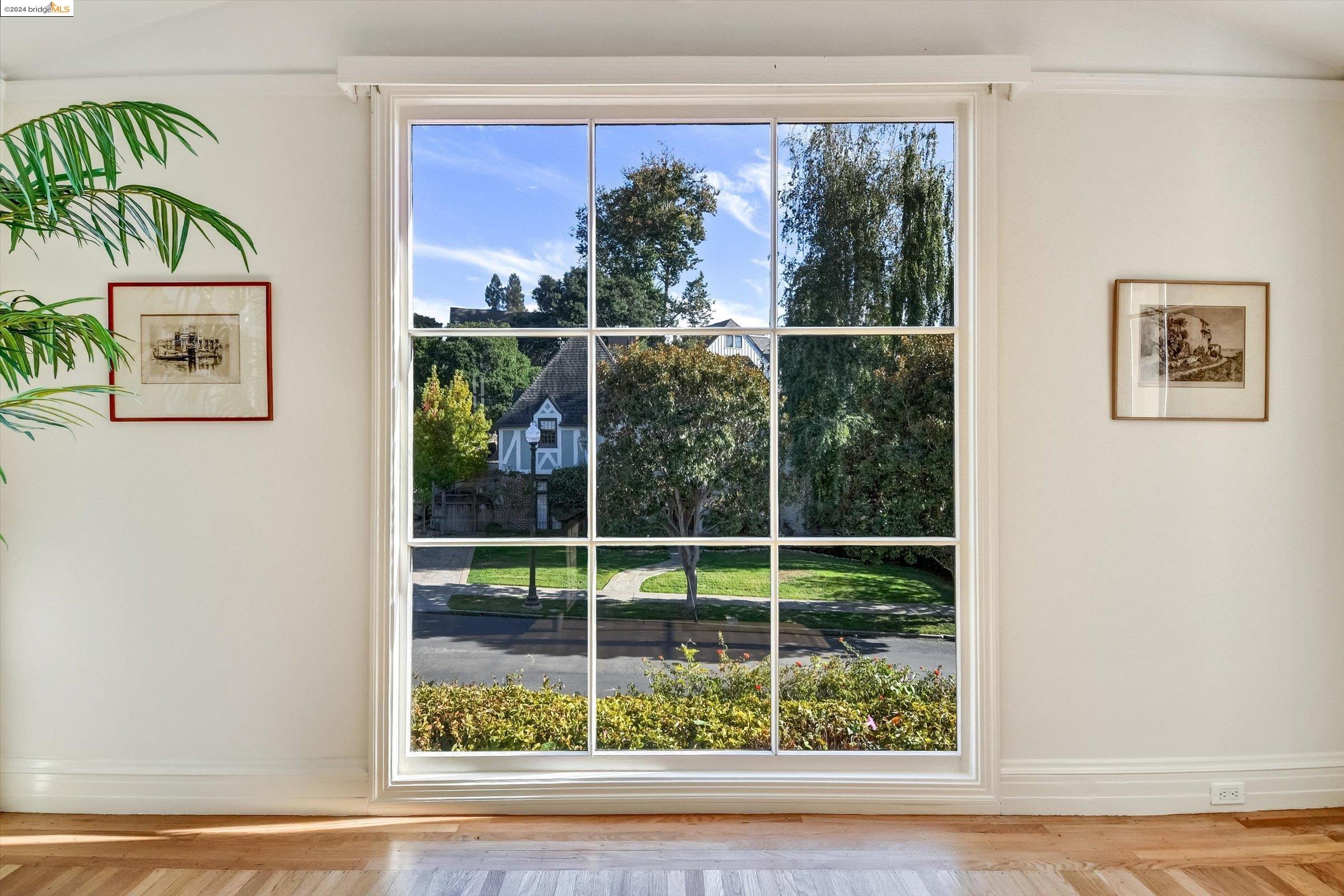 1006 Sunnyhills Rd