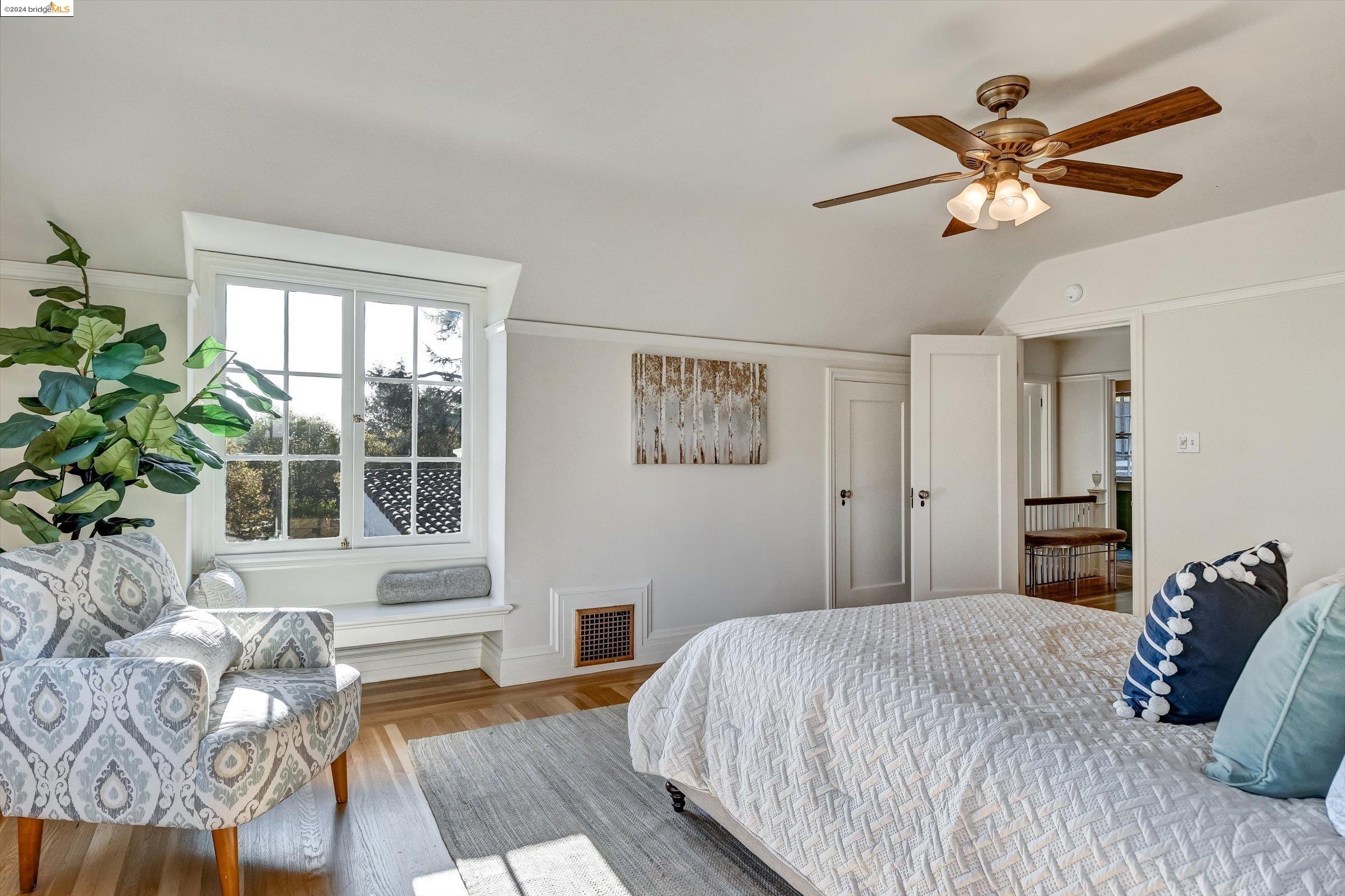1006 Sunnyhills Rd