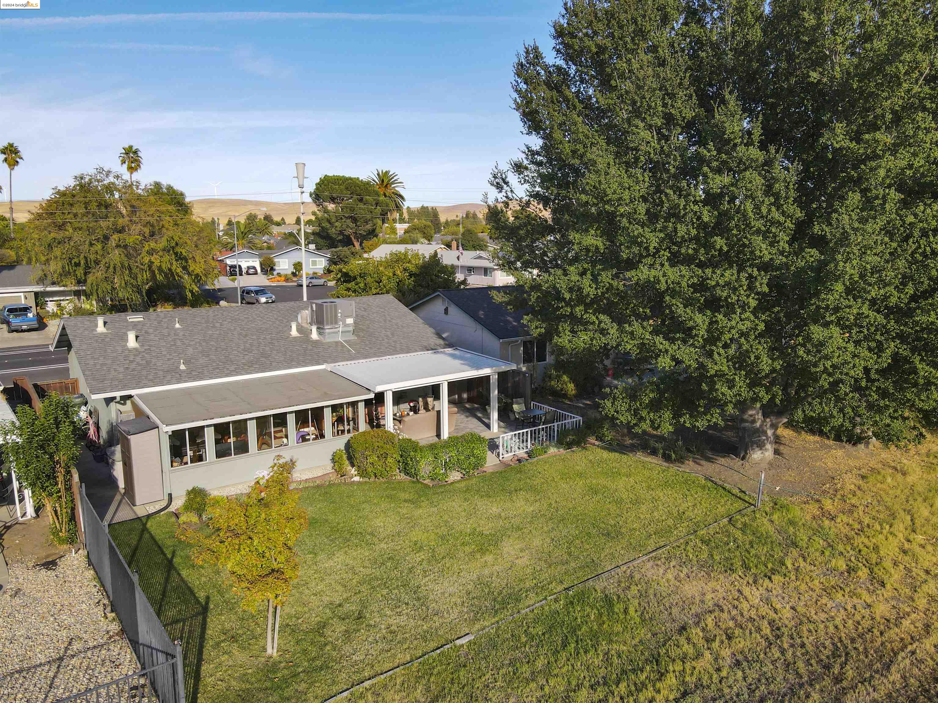 1354 Bluebell Dr
