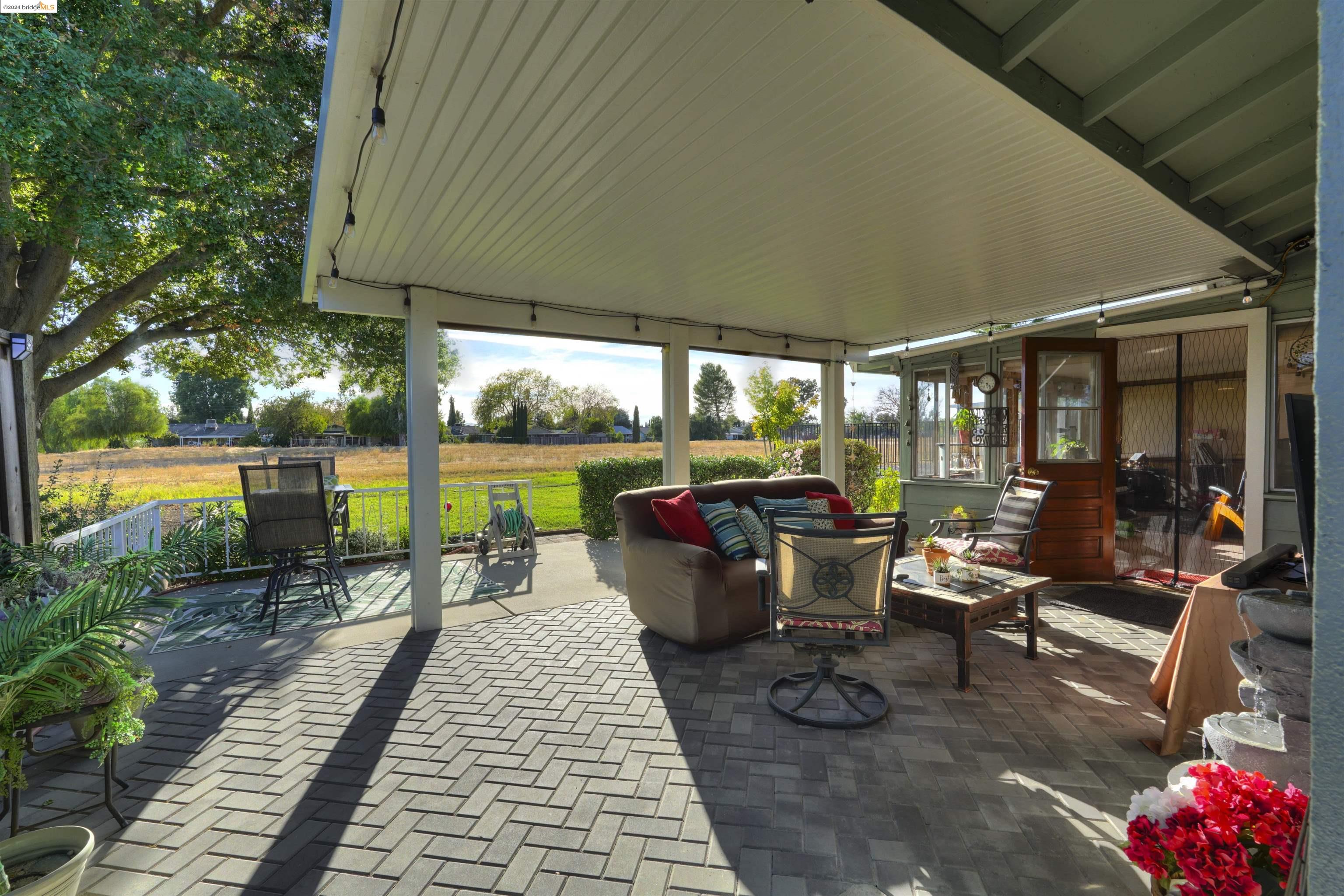1354 Bluebell Dr