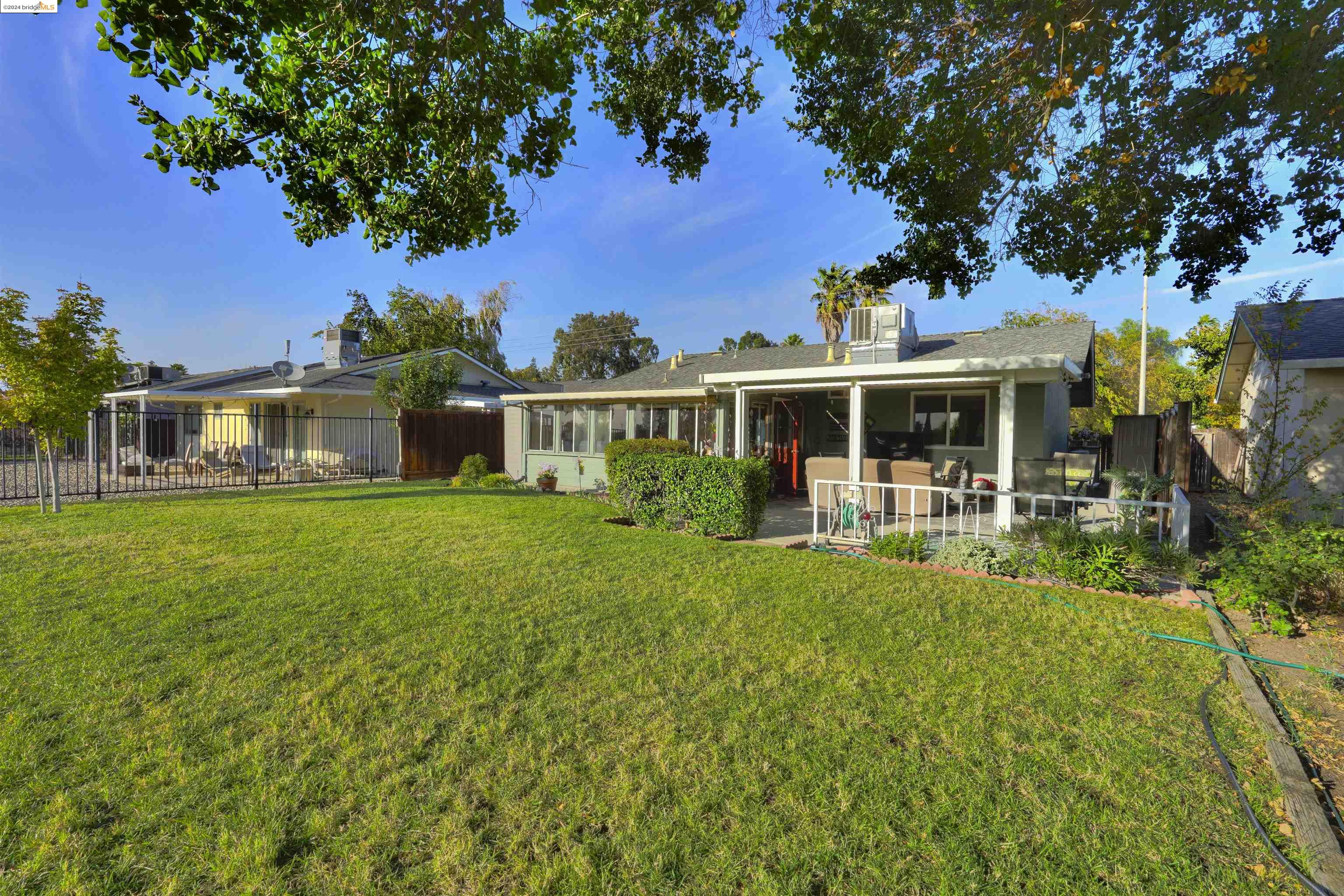 1354 Bluebell Dr