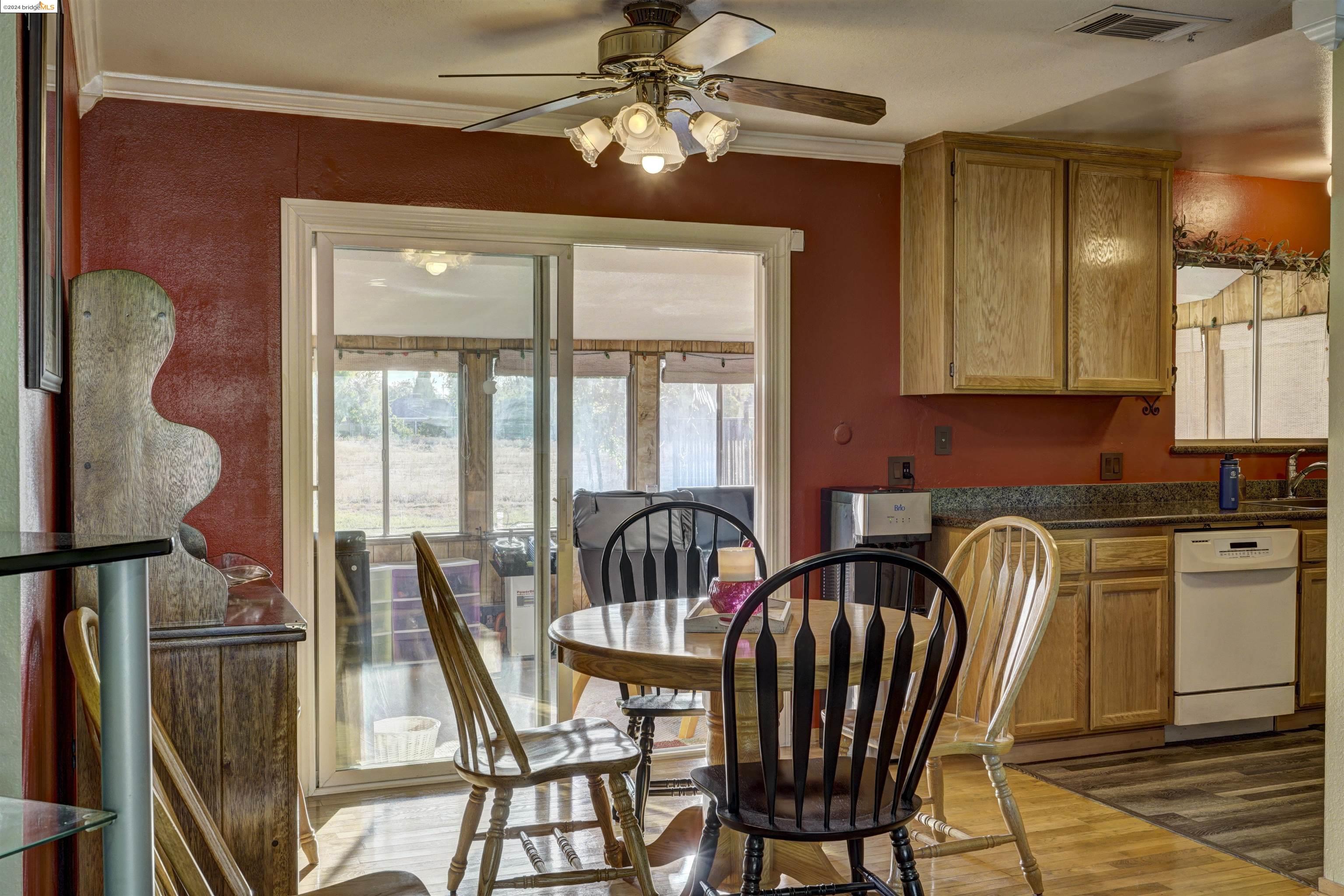 1354 Bluebell Dr