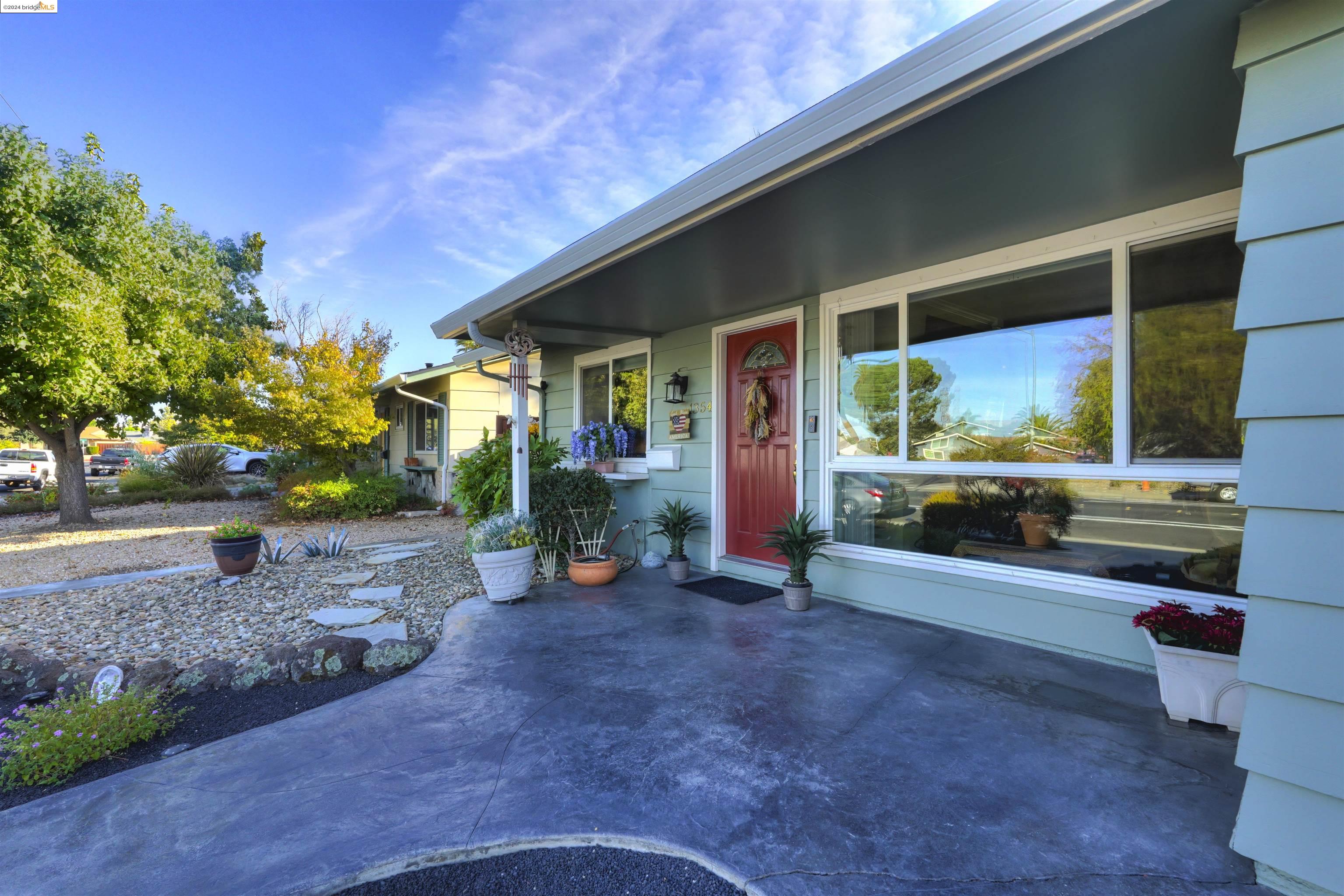 1354 Bluebell Dr