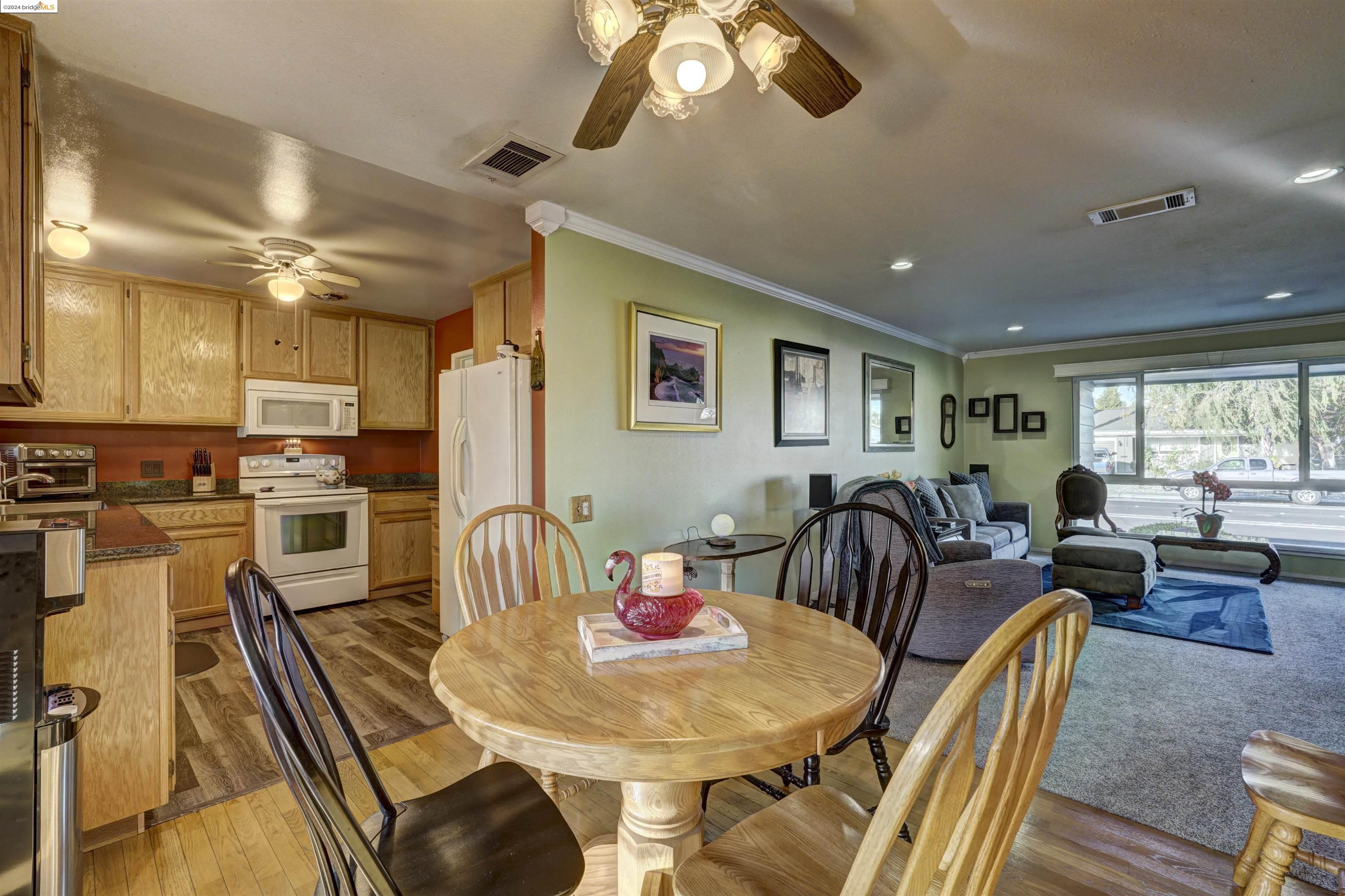 1354 Bluebell Dr