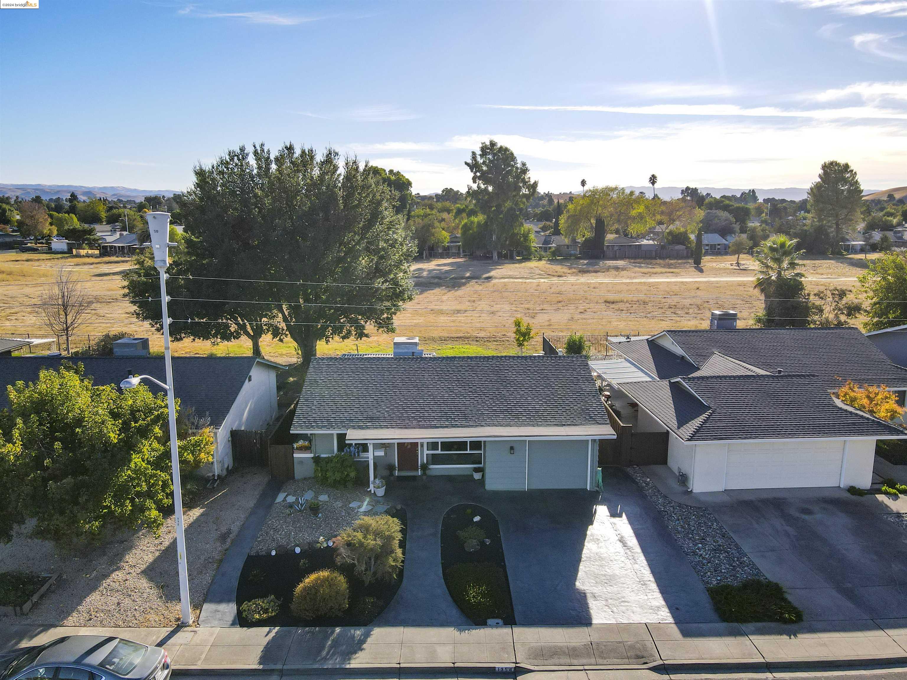 1354 Bluebell Dr