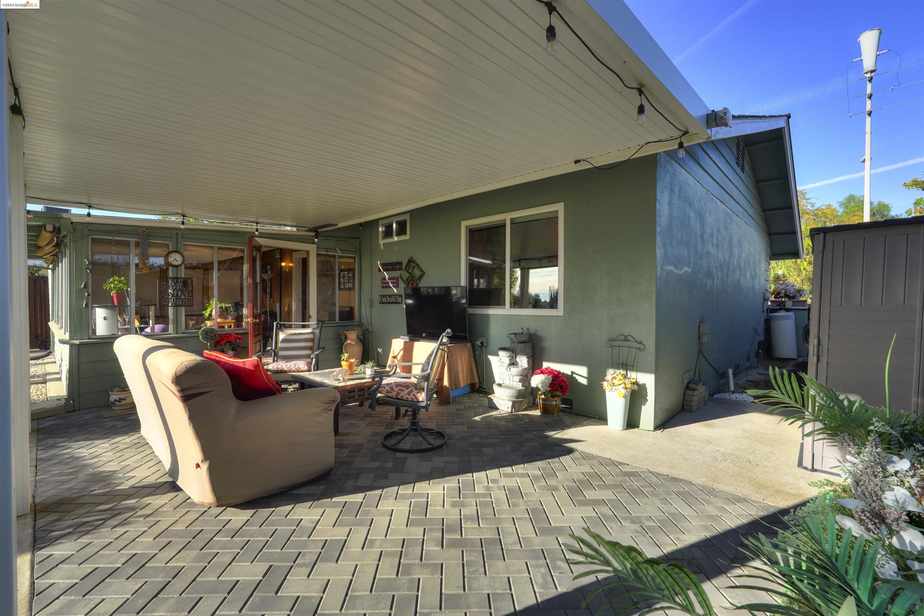 1354 Bluebell Dr