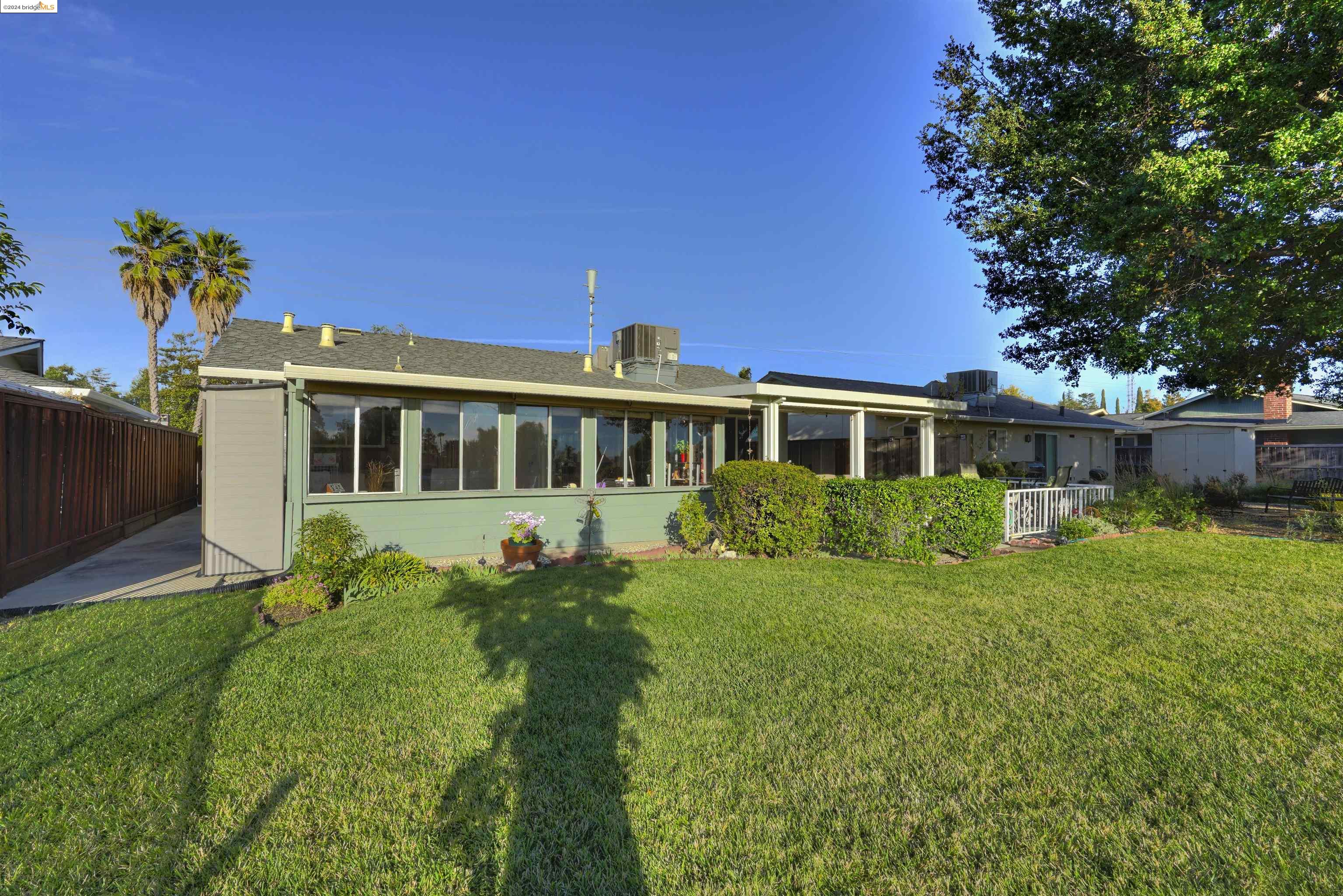 1354 Bluebell Dr