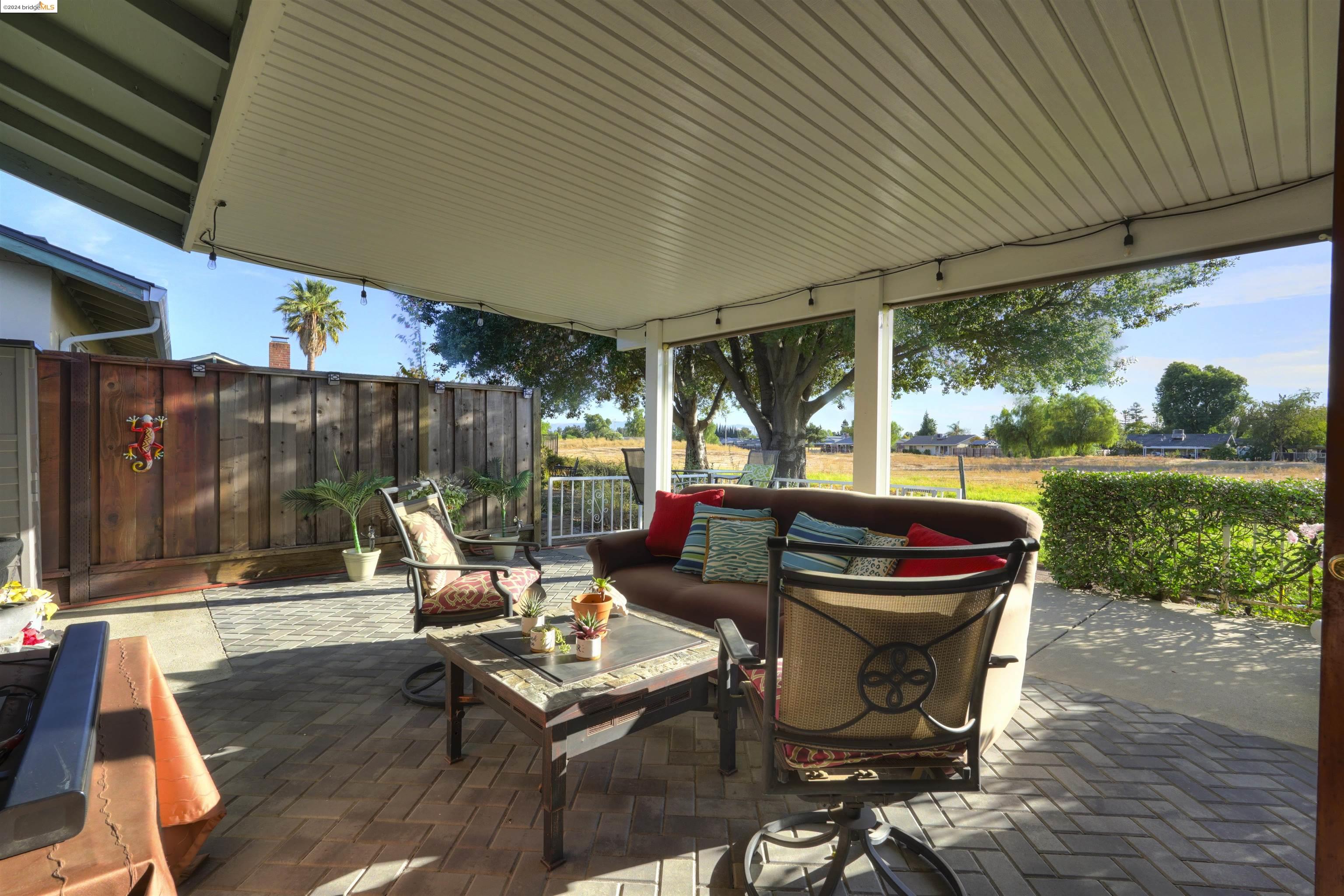 1354 Bluebell Dr