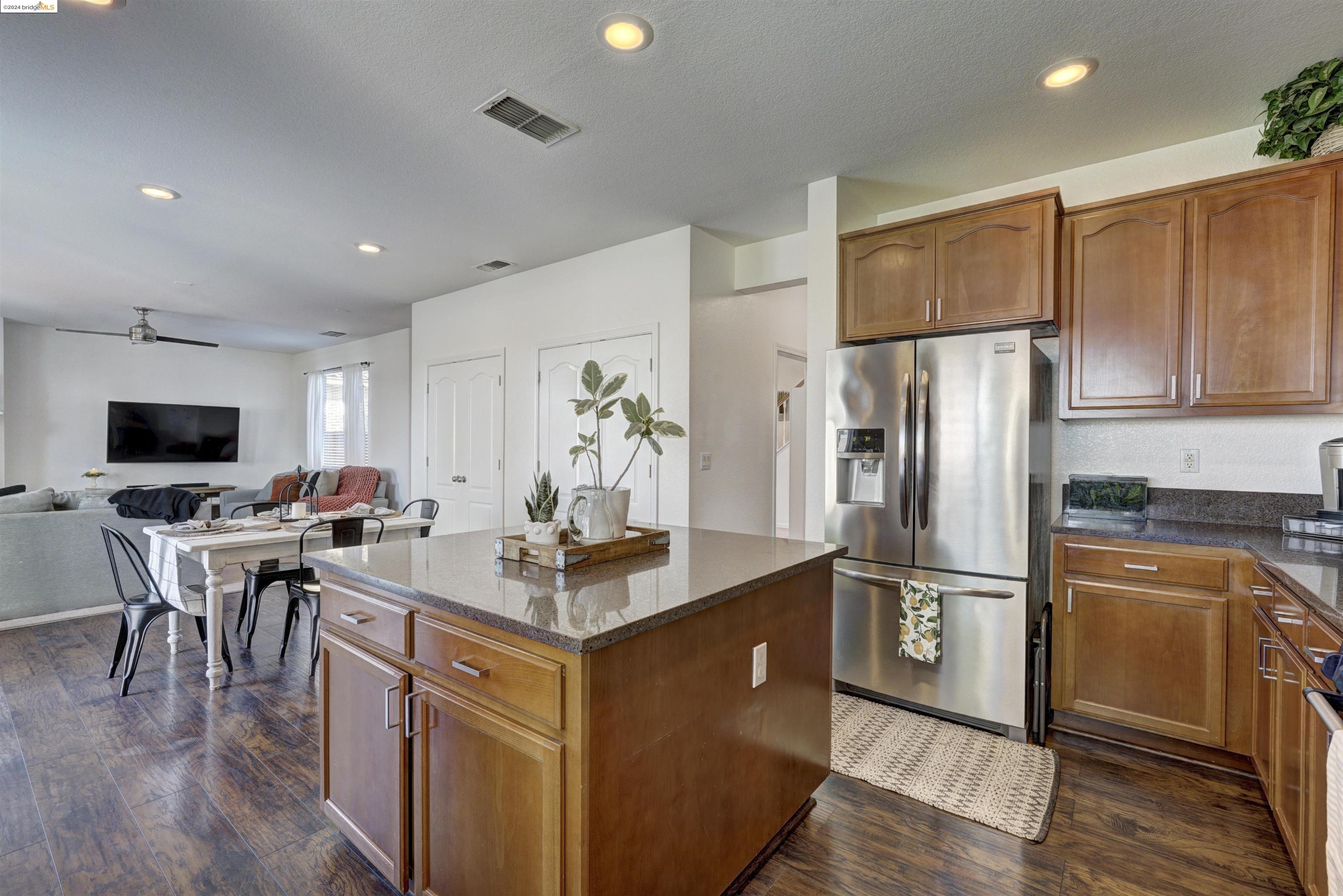 8130 Westport Cir