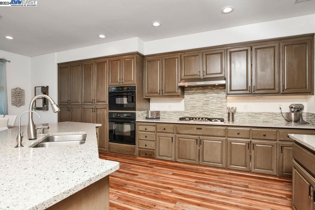 2649 Presidio Dr