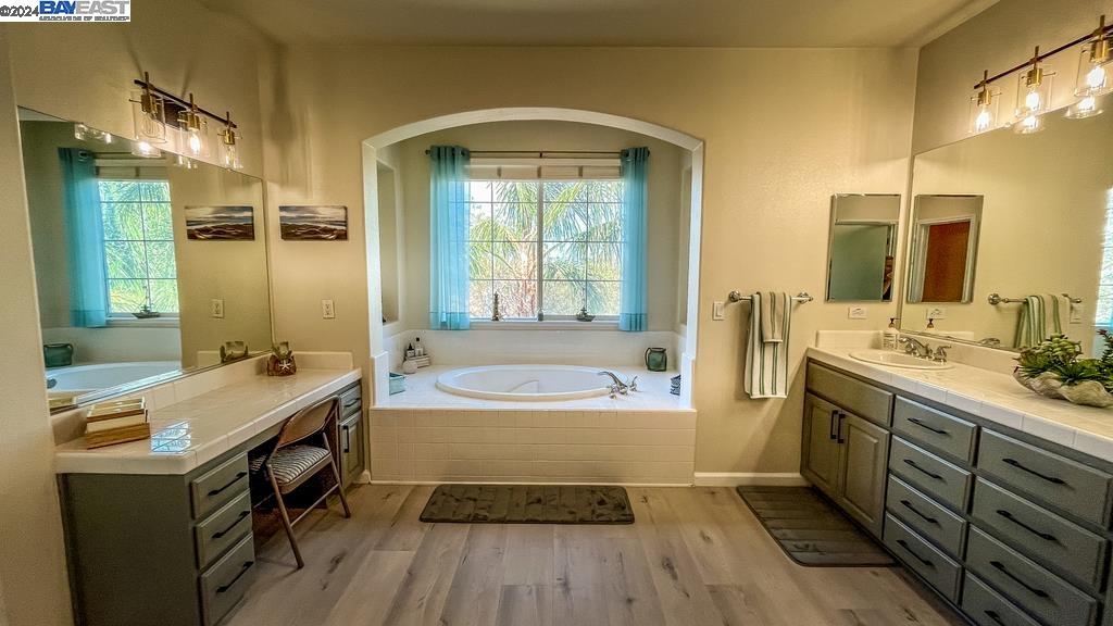 2649 Presidio Dr