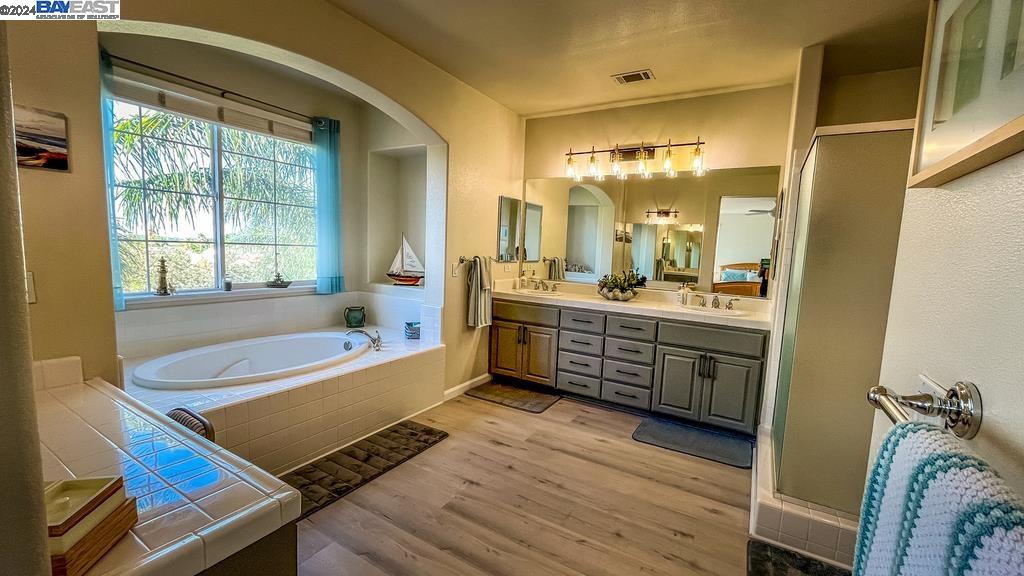 2649 Presidio Dr