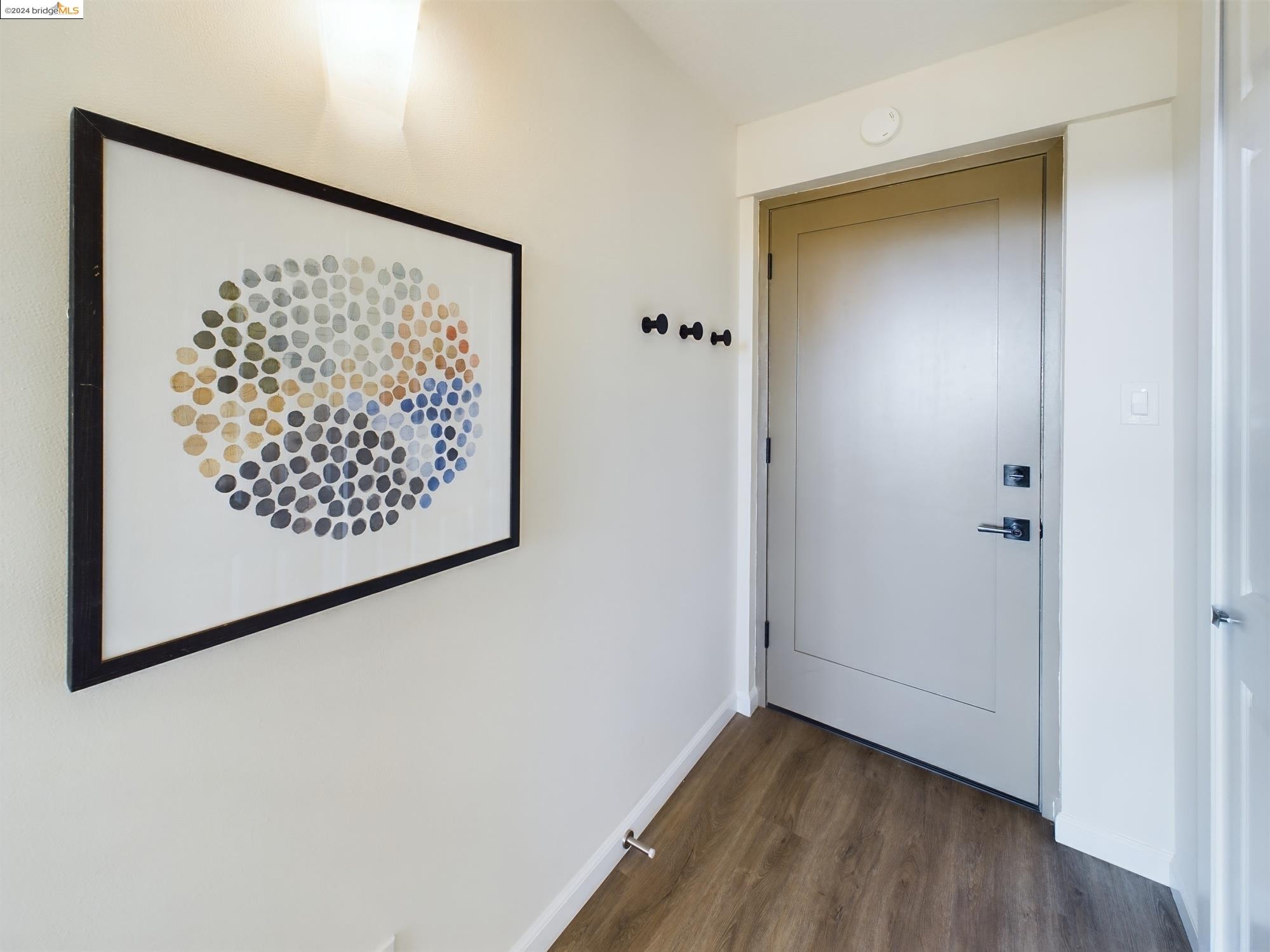 320 Lee St # 301