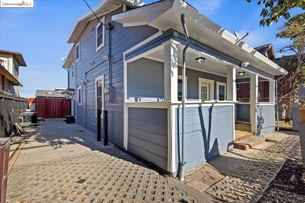 1253 96Th Ave