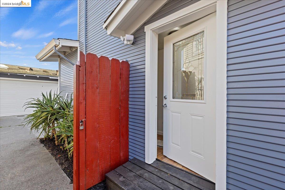 1253 96Th Ave