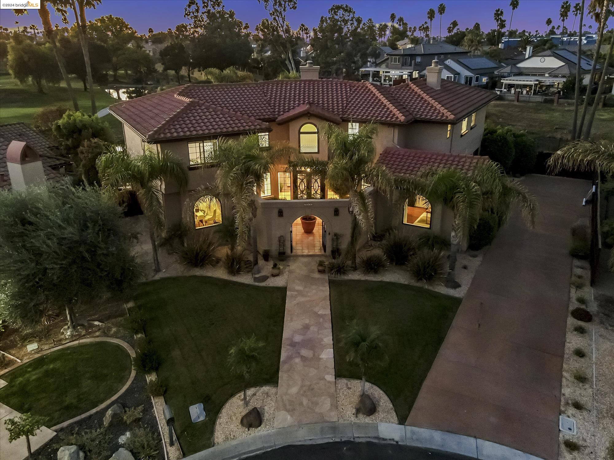 5611 Troon Ct