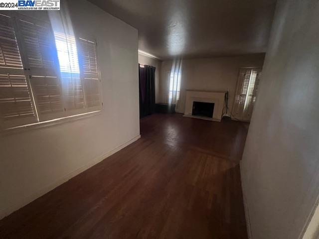 1856 Almond Ave