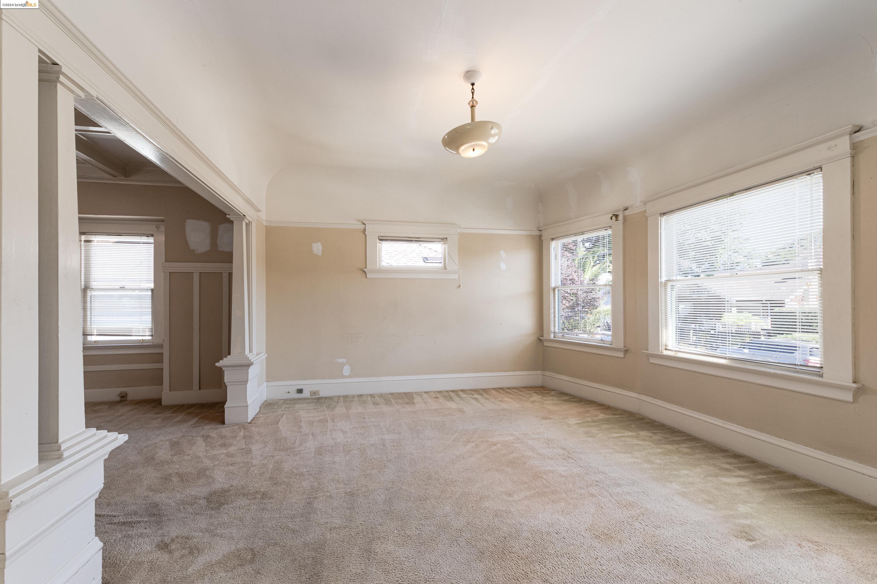 3005 Galindo Street