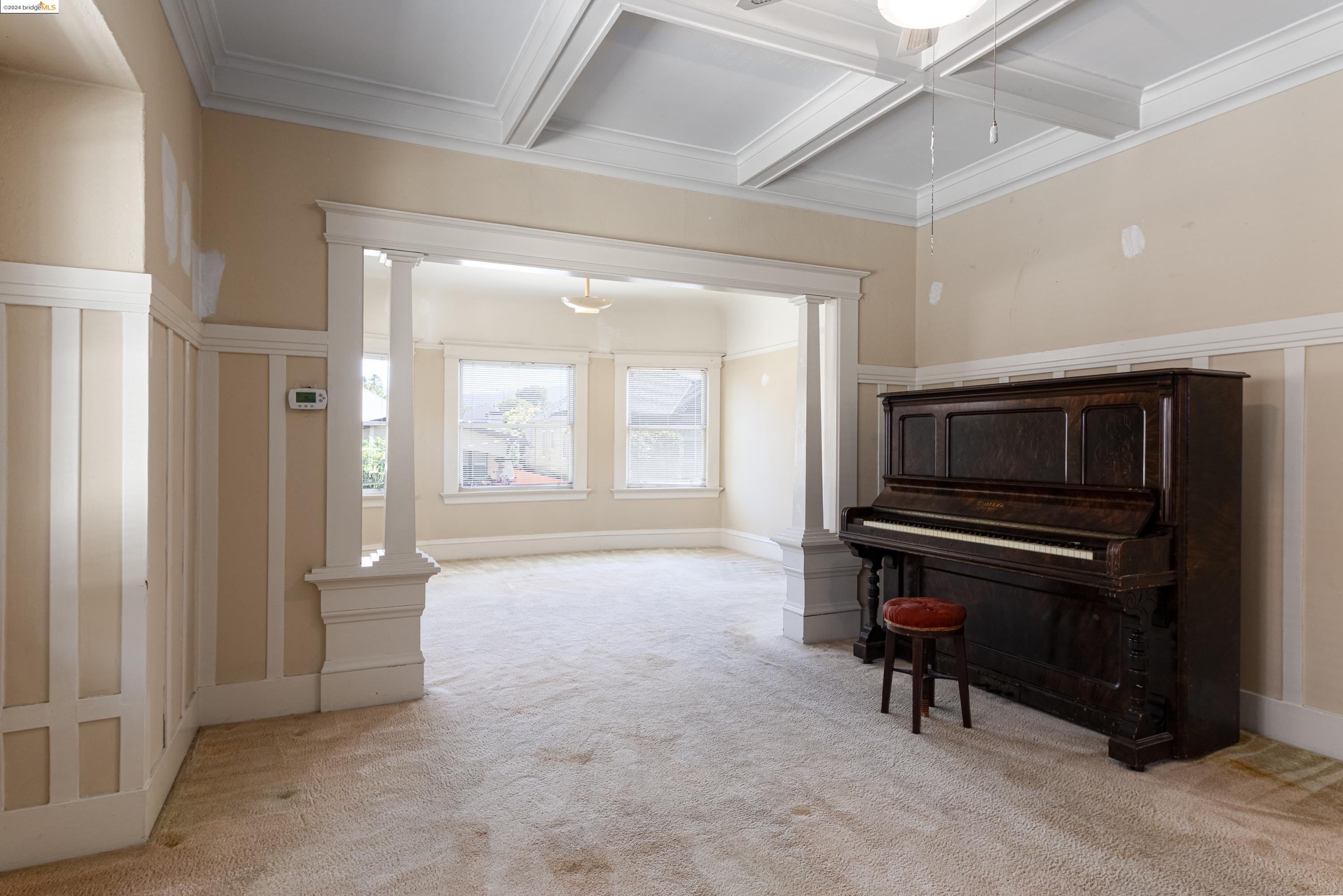 3005 Galindo Street