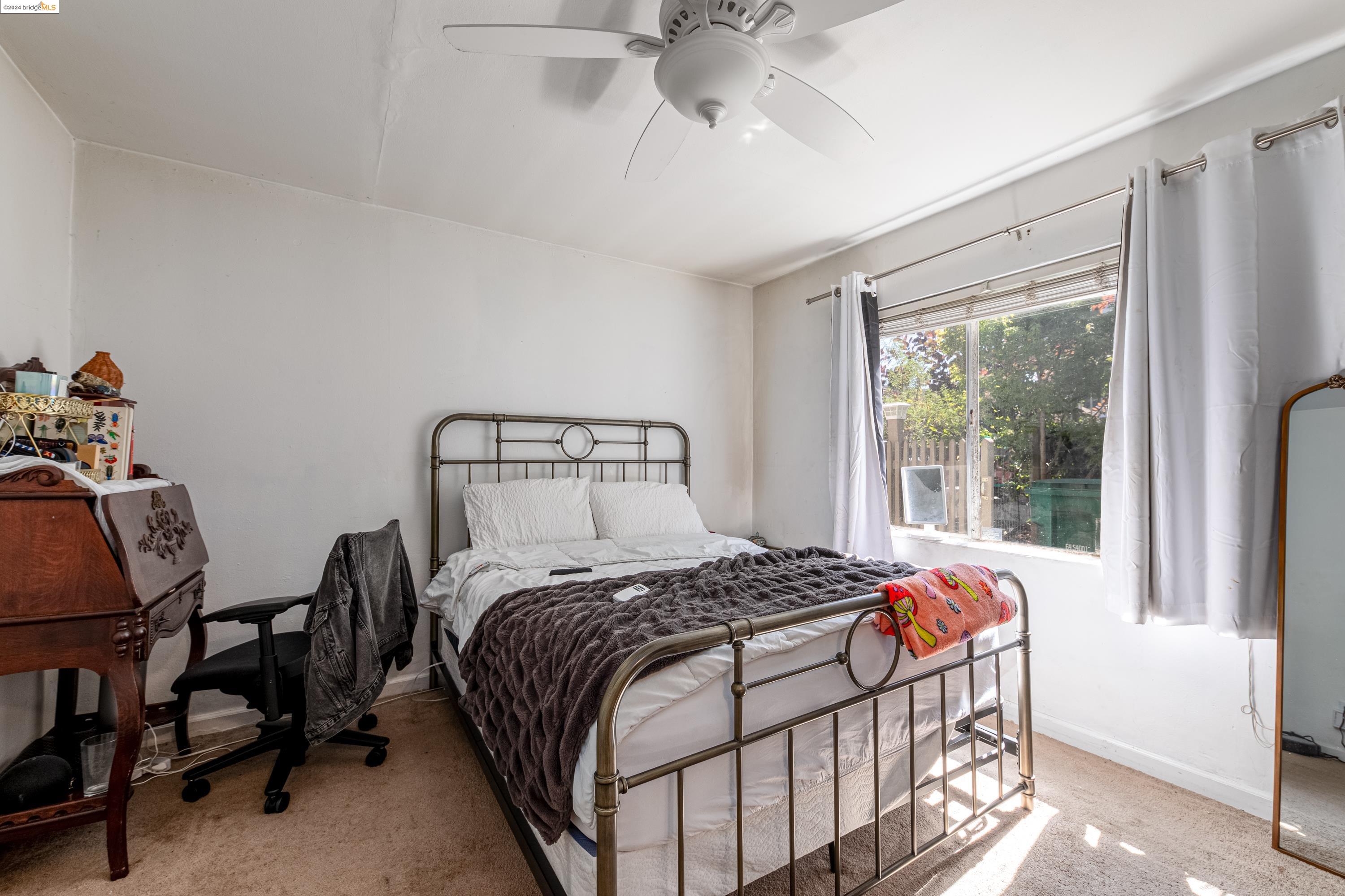 3005 Galindo Street