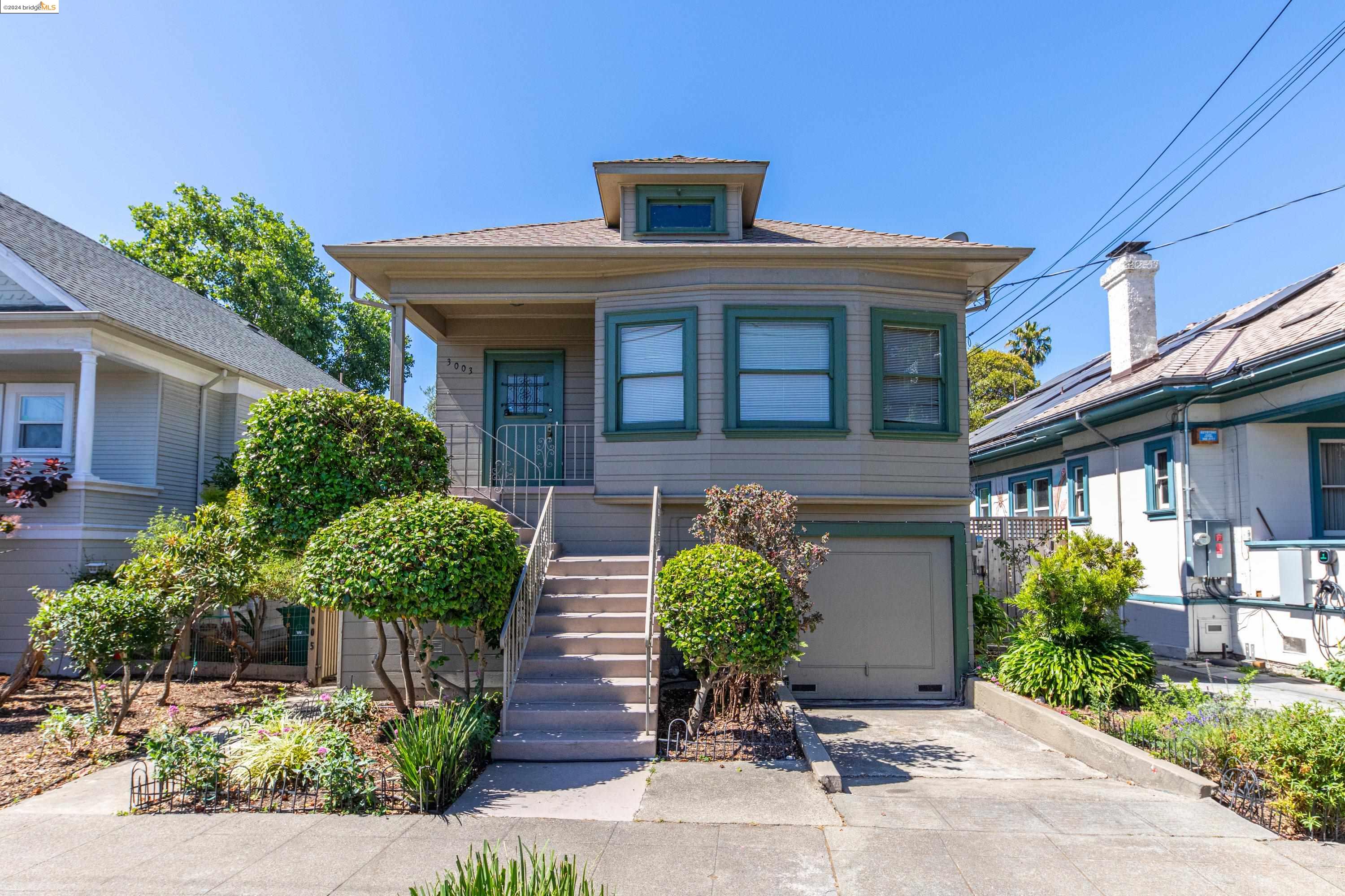 3005 Galindo Street