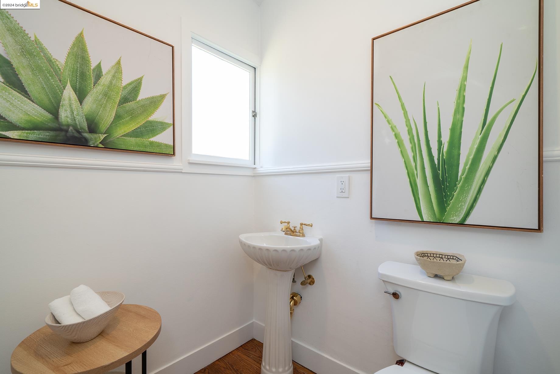 116 La Salle Ave