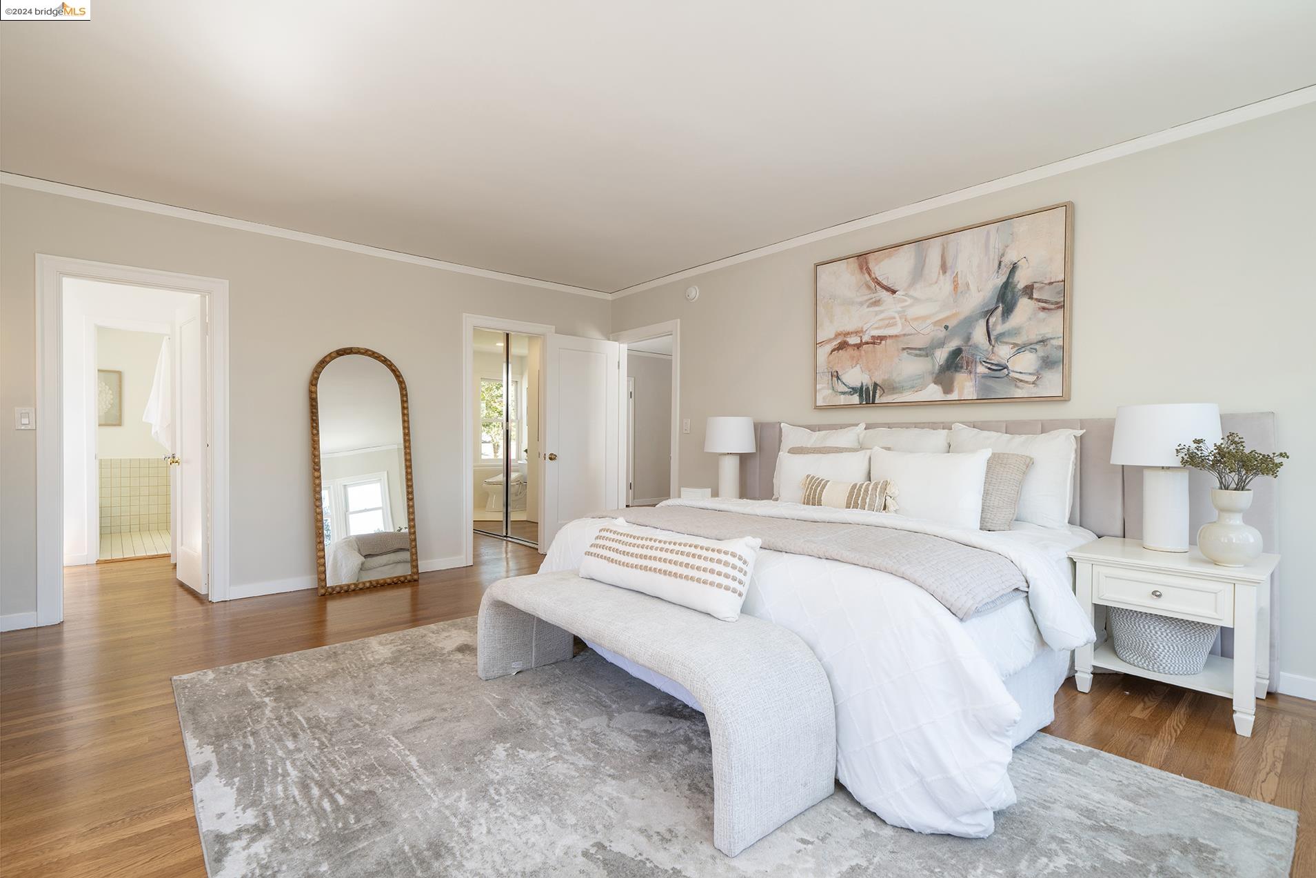 116 La Salle Ave