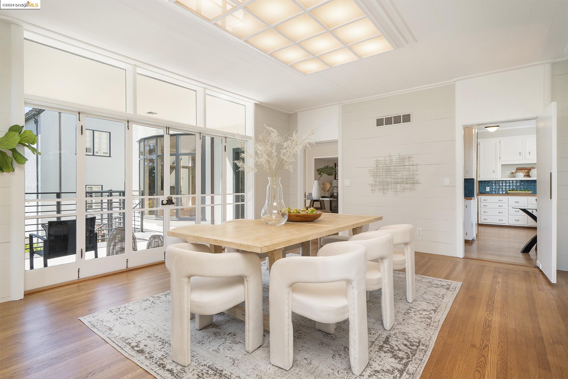 116 La Salle Ave