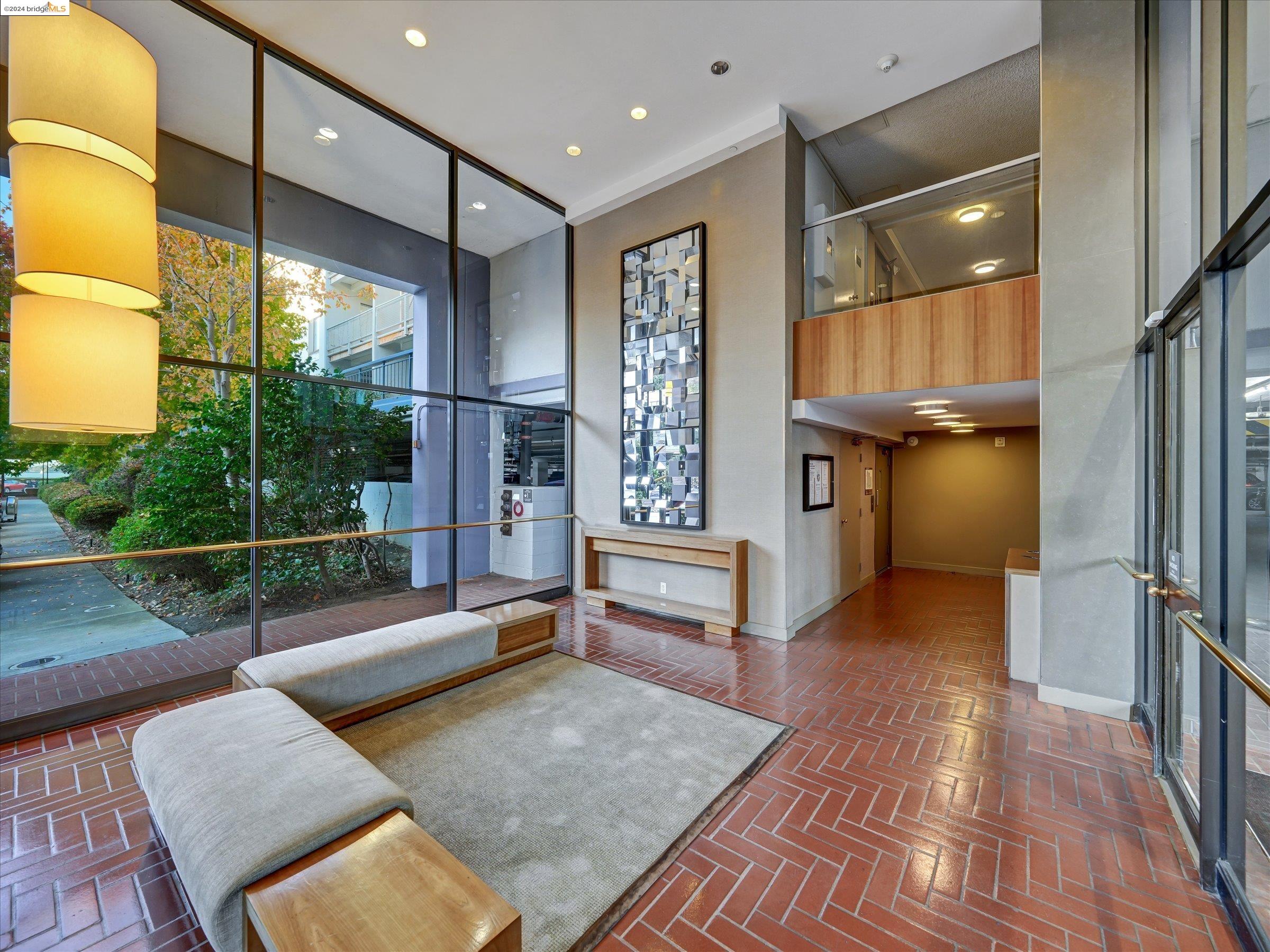 6 Commodore Dr # C243