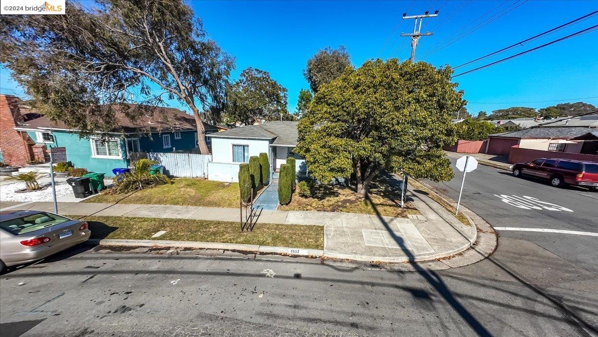 1937 Hellings Ave