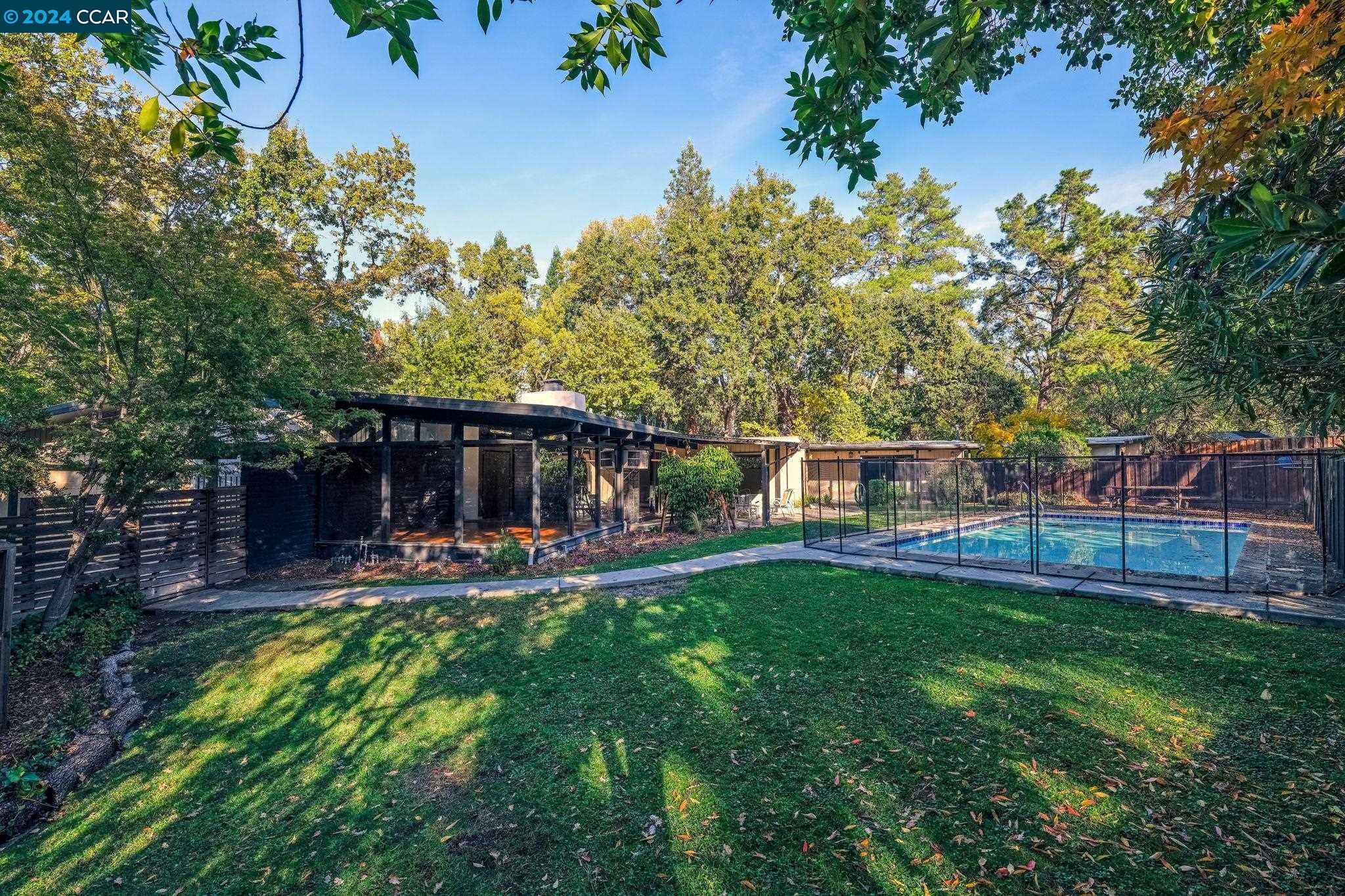 280 Shady Glen Rd