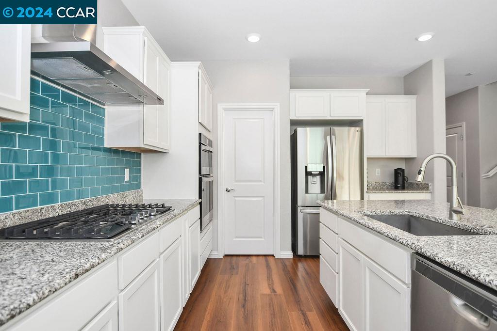 236 Sespe Creek Way