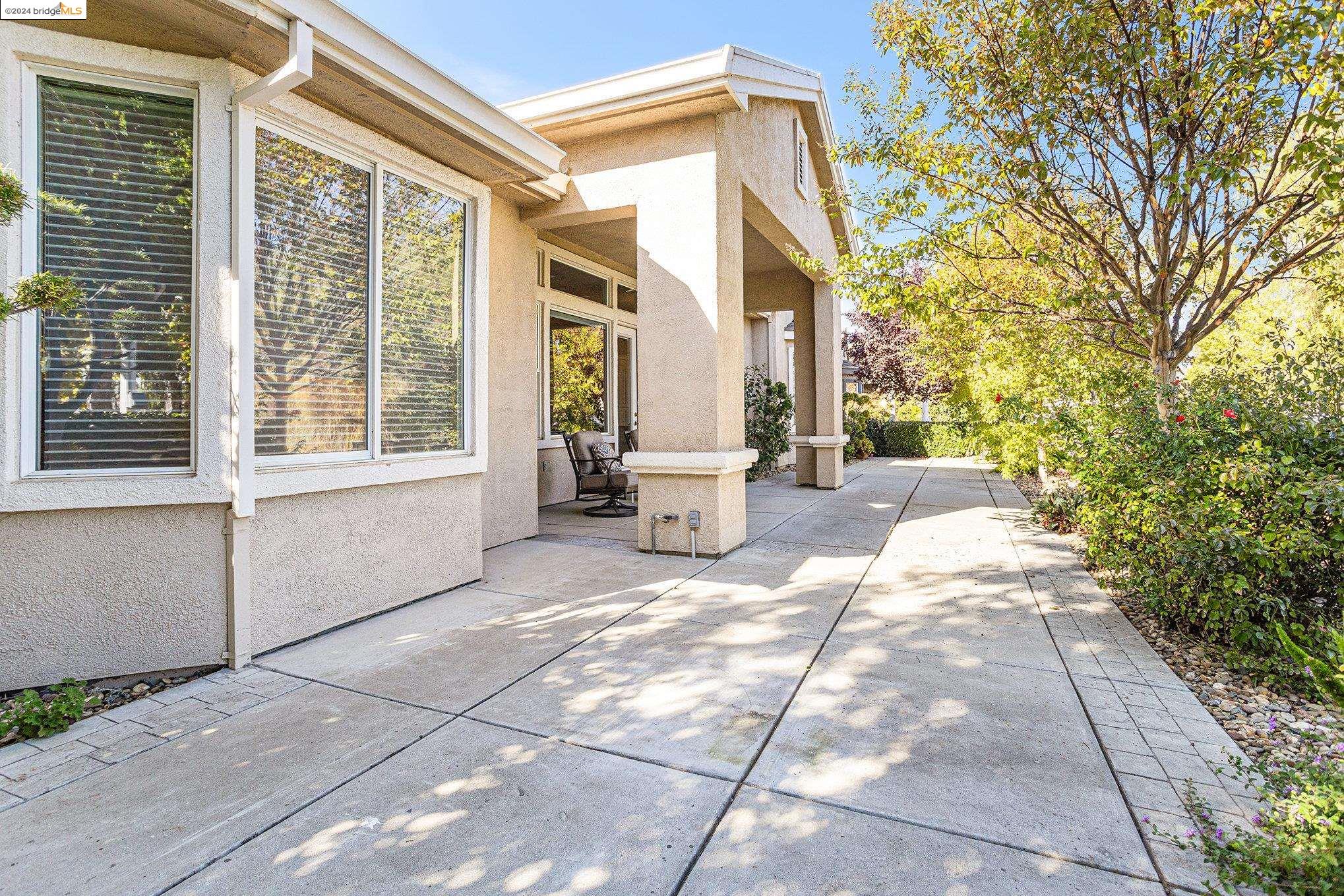 440 Tayberry Ln