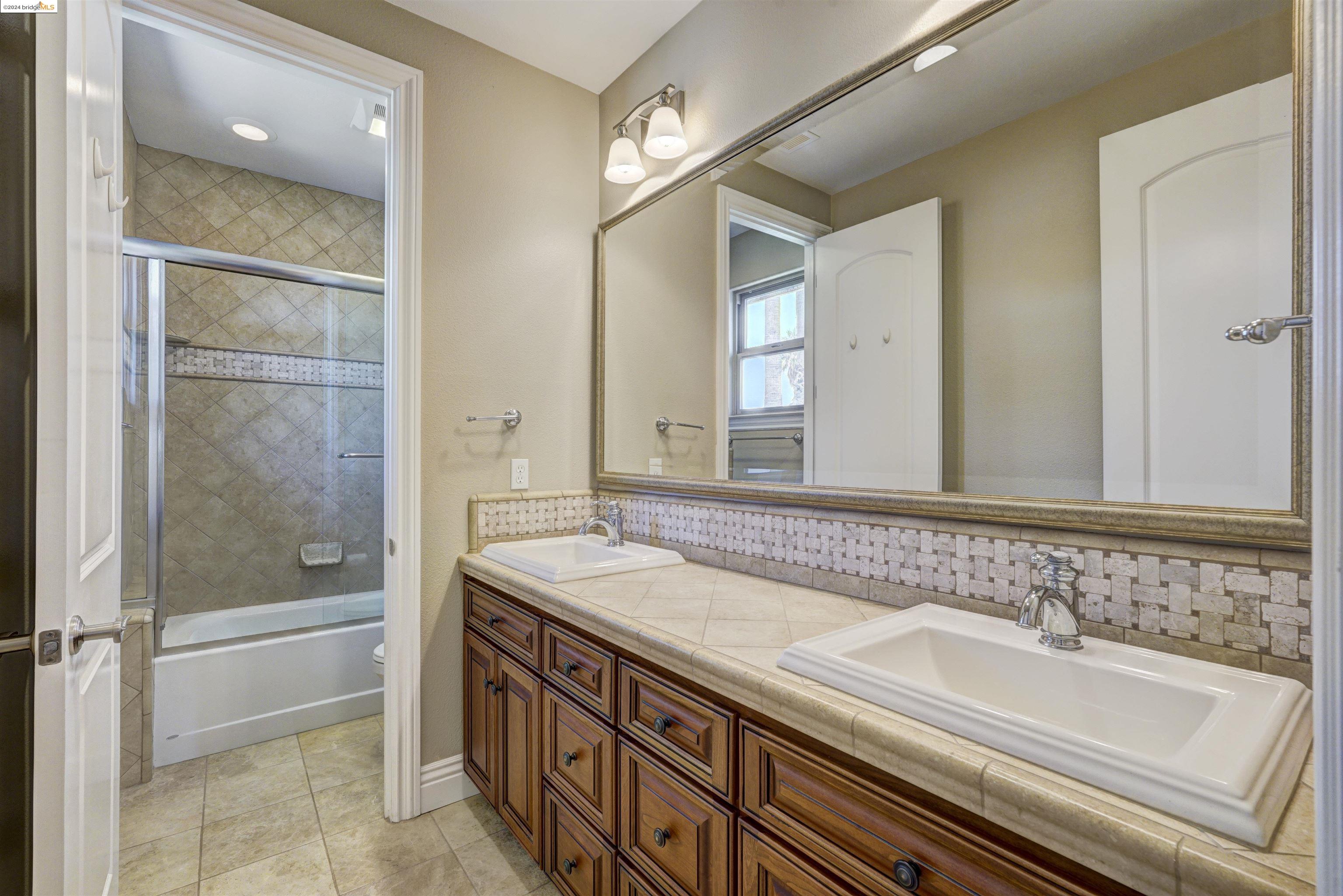 4904 South Pt