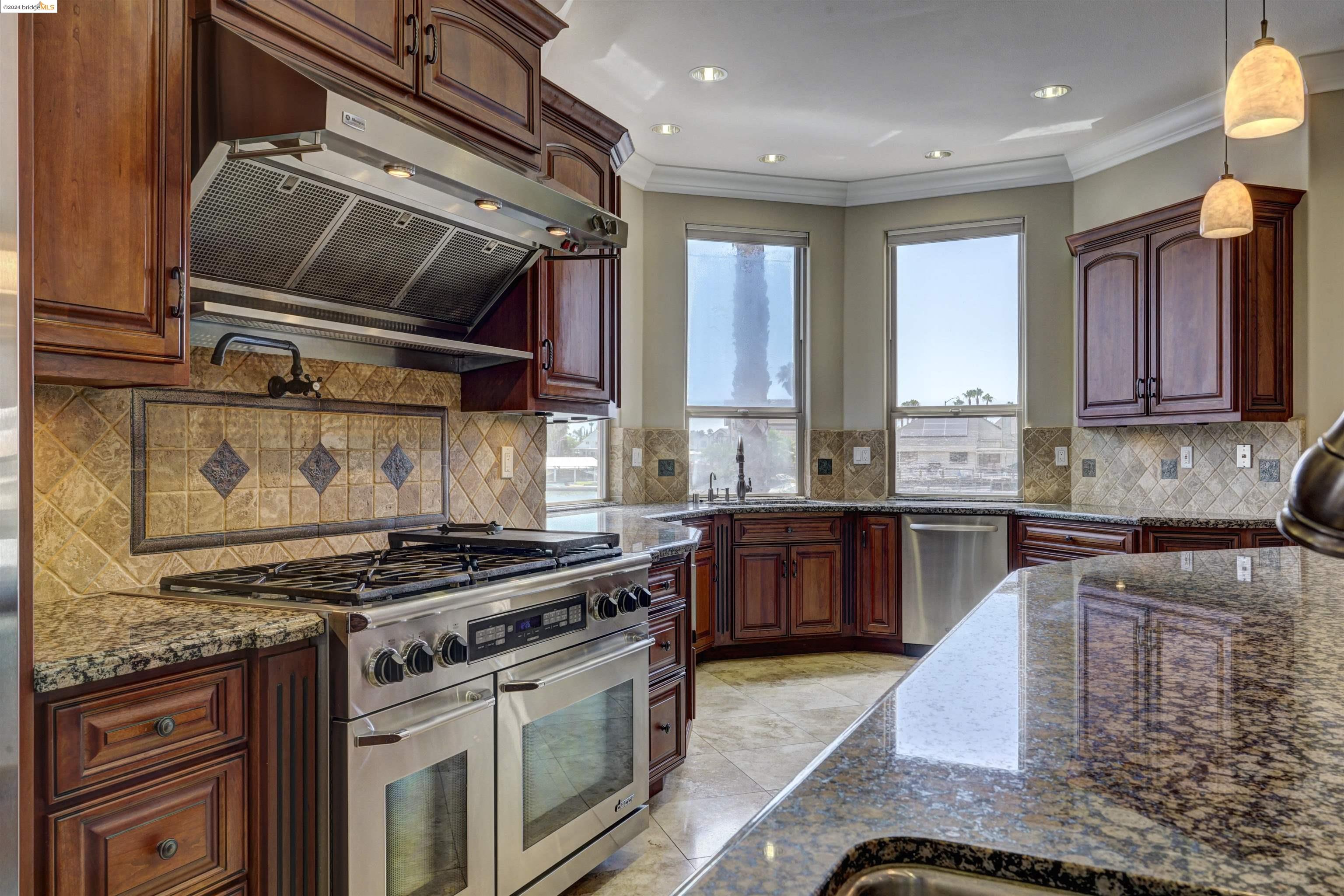 4904 South Pt