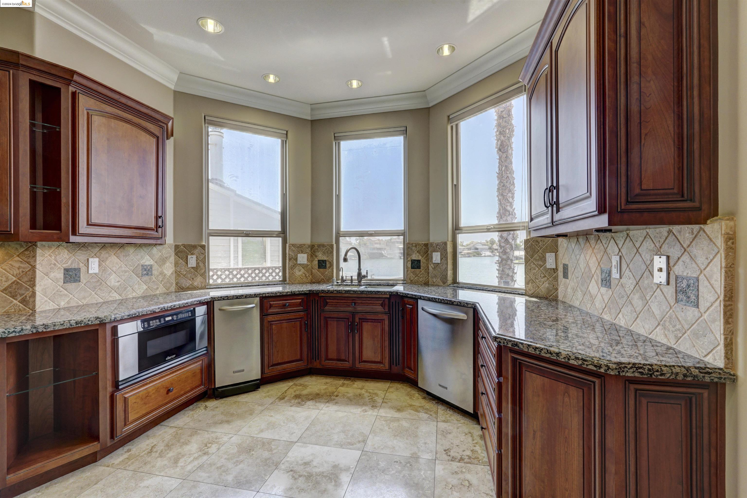4904 South Pt