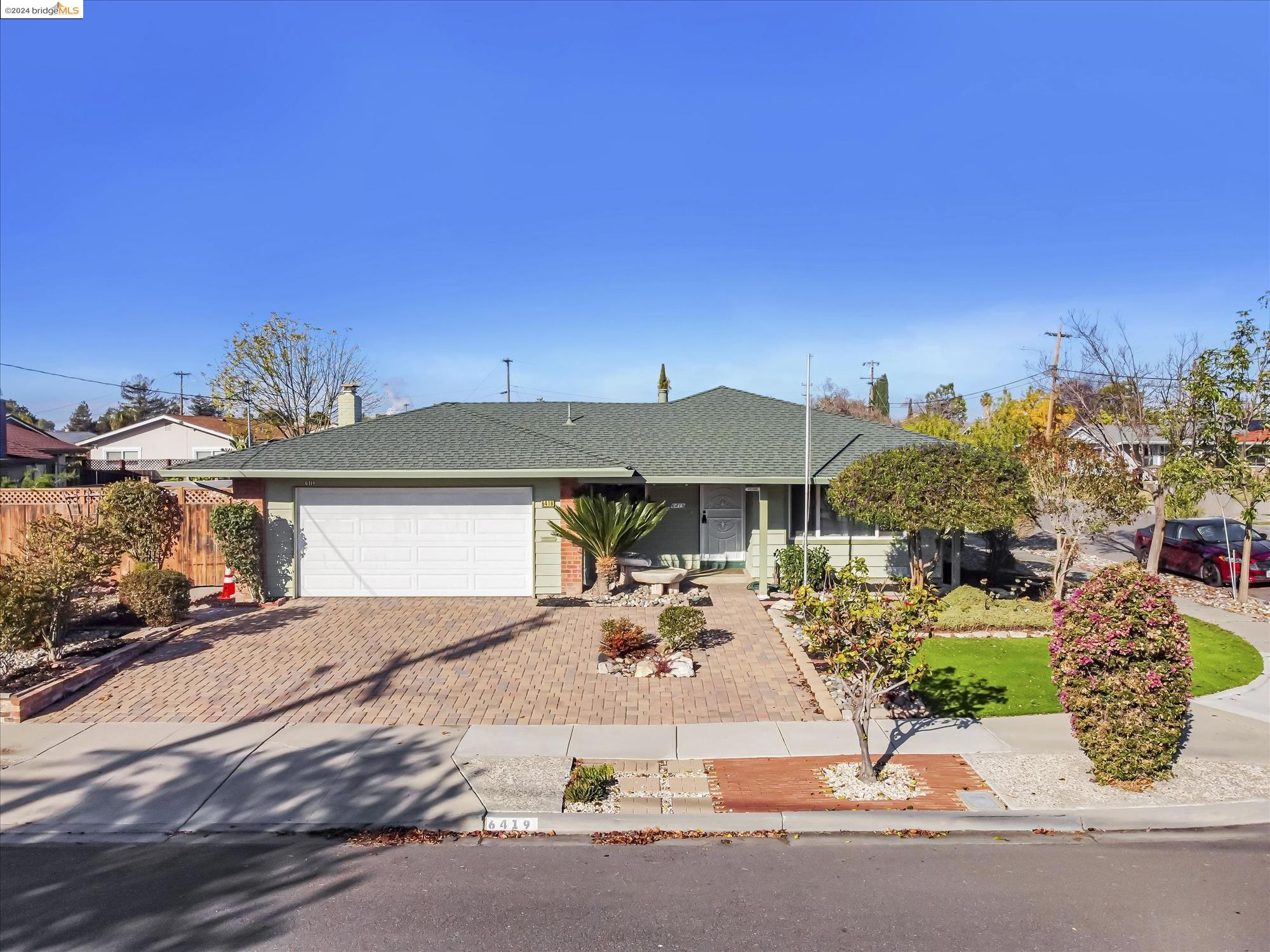 6419 Jasmine Ave