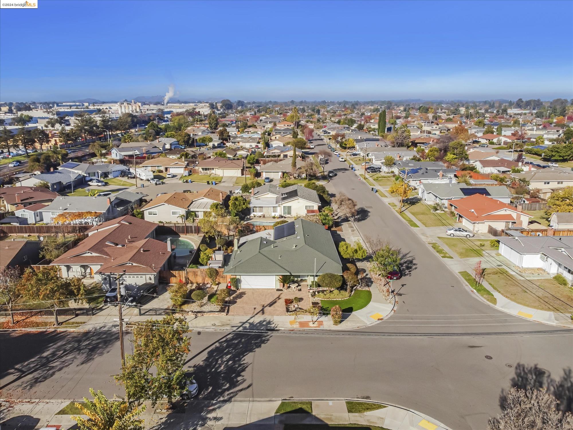 6419 Jasmine Ave