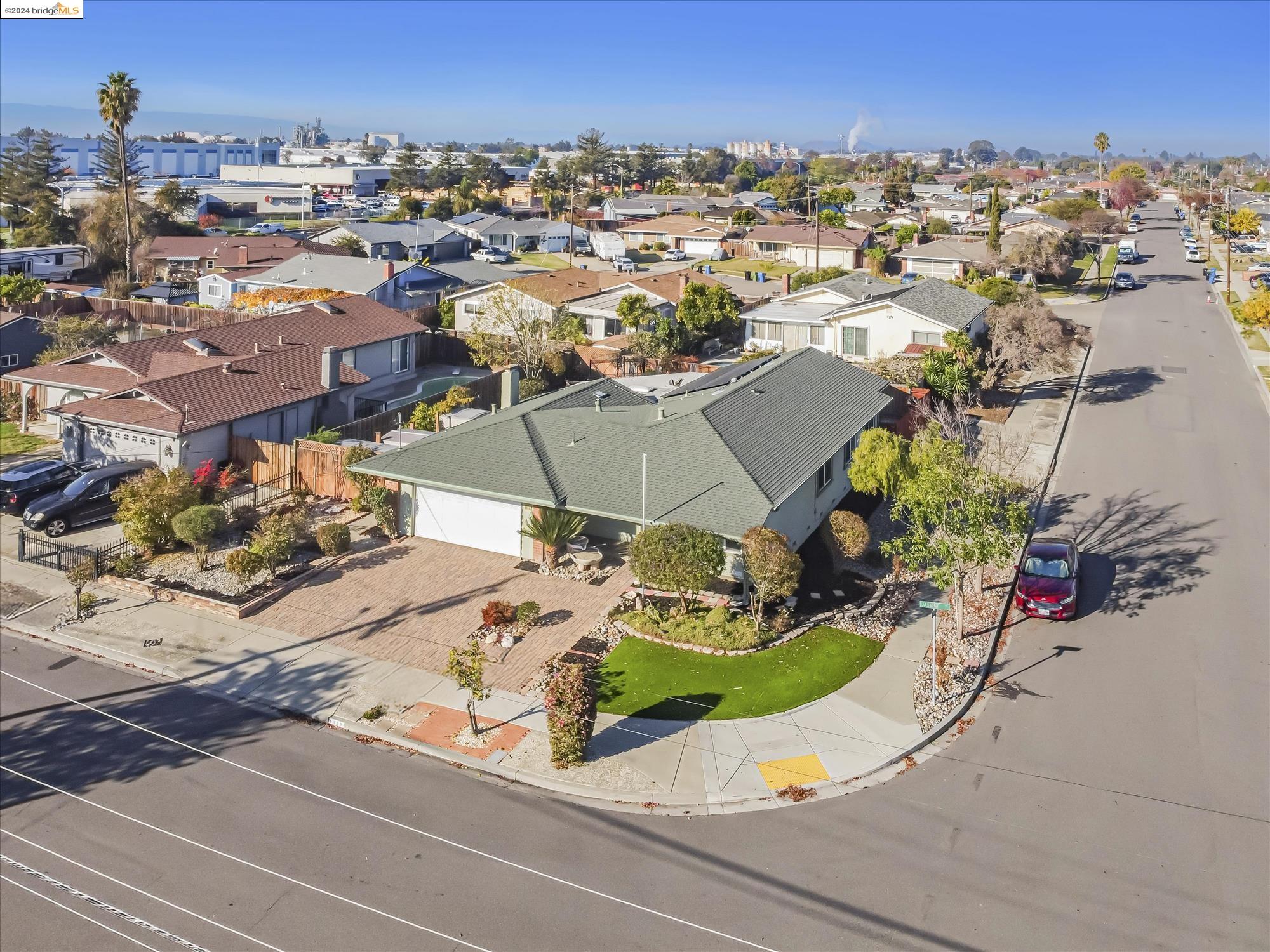 6419 Jasmine Ave