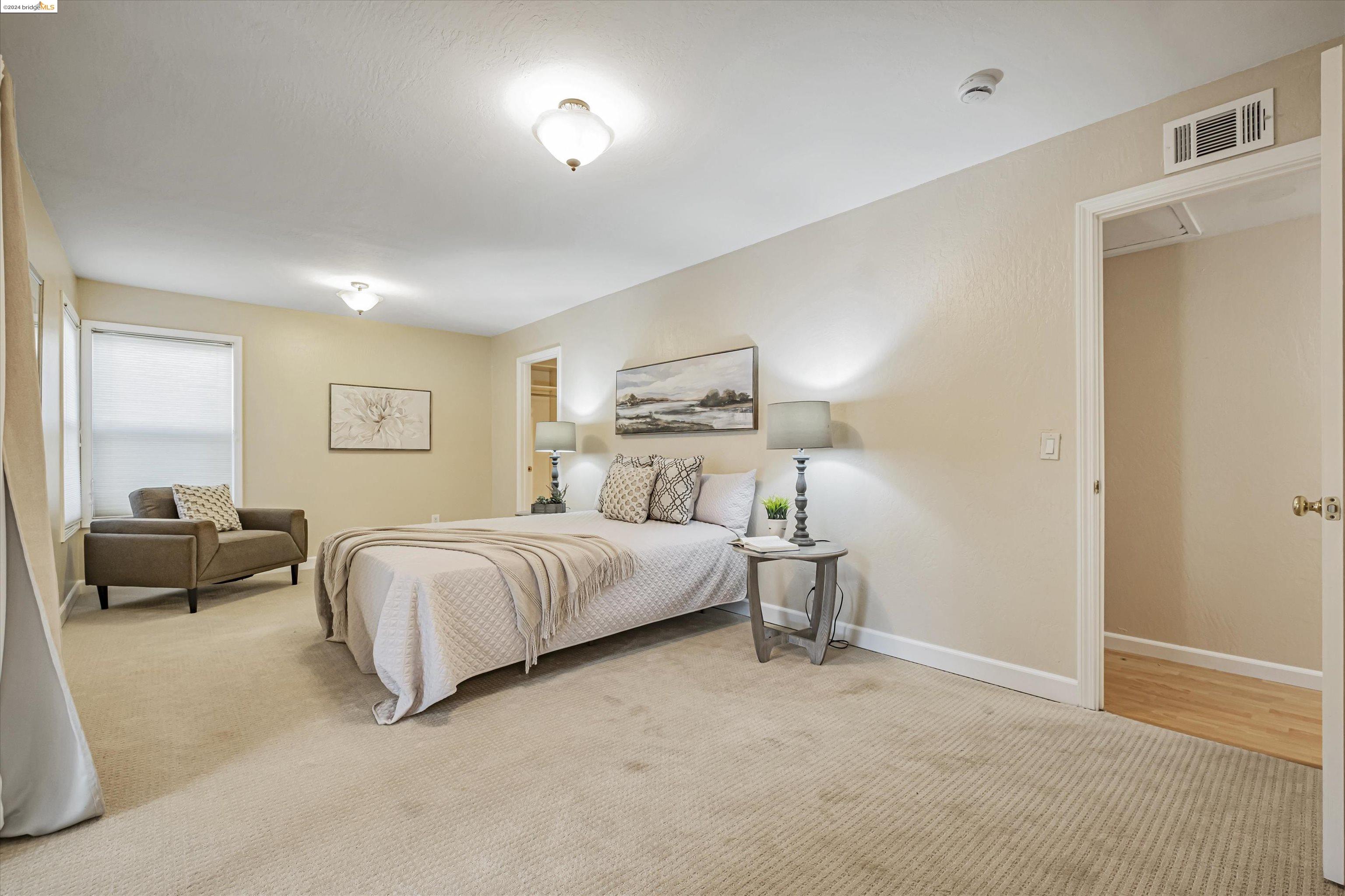 6419 Jasmine Ave