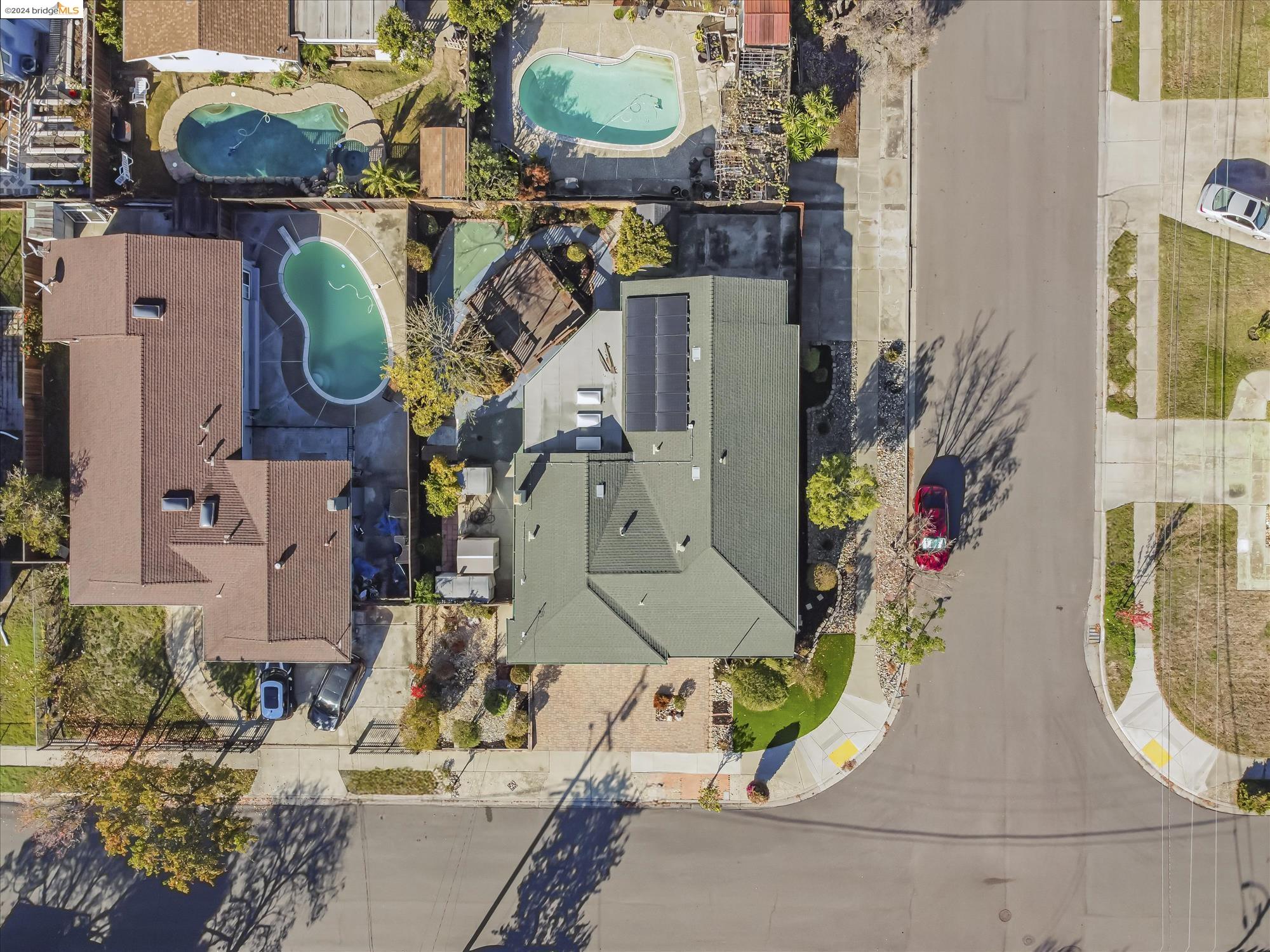 6419 Jasmine Ave