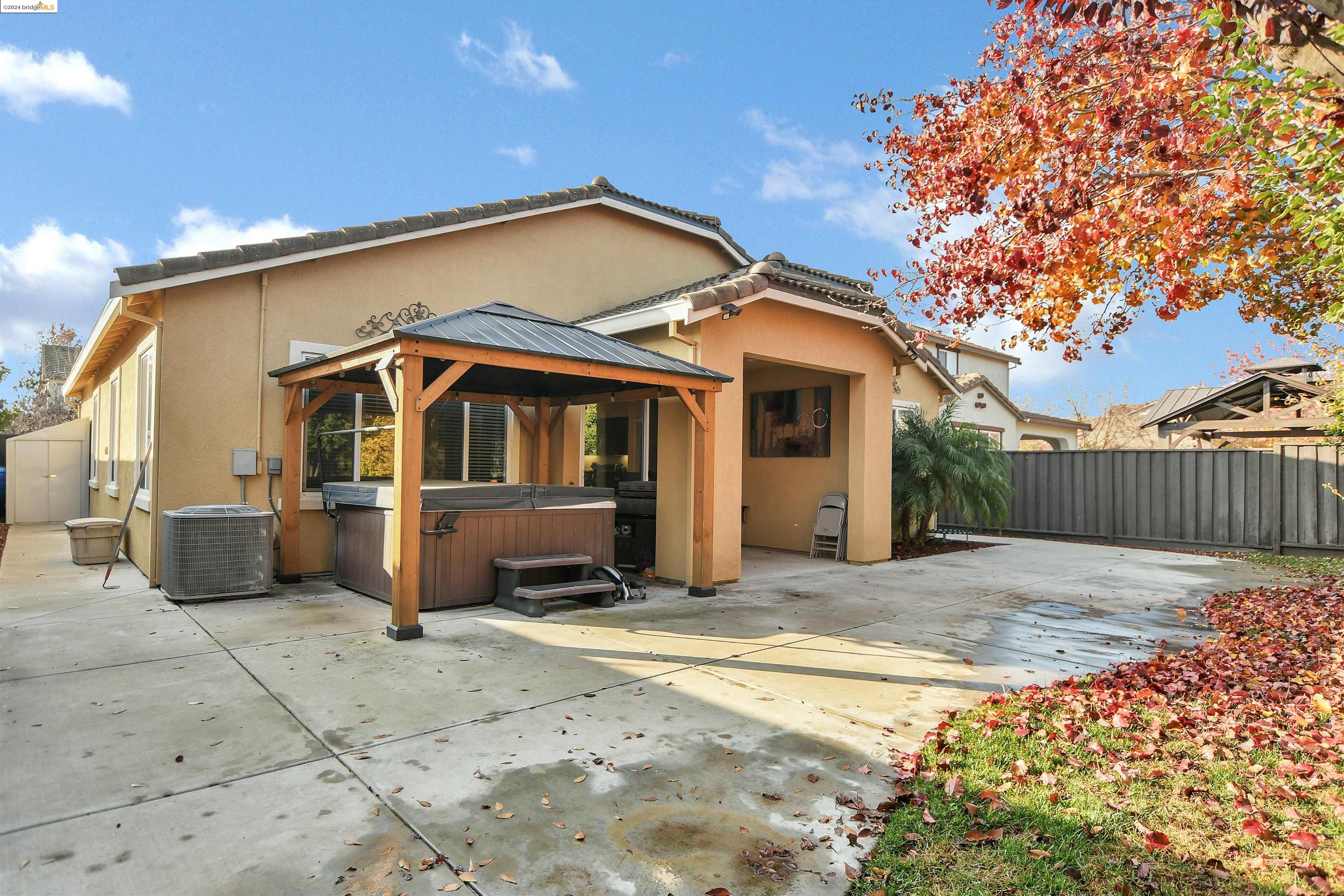 2272 Eastport Dr