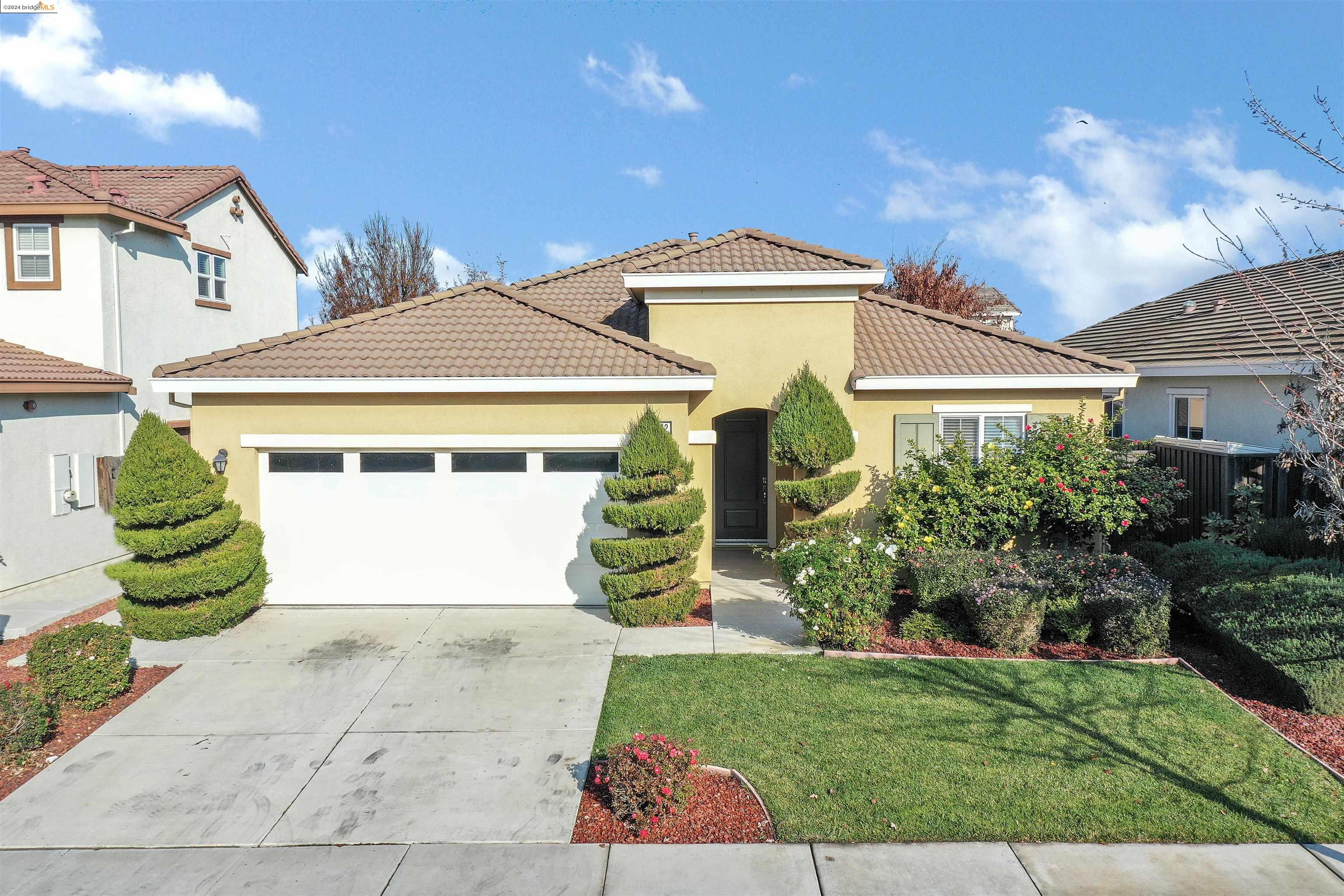 2272 Eastport Dr